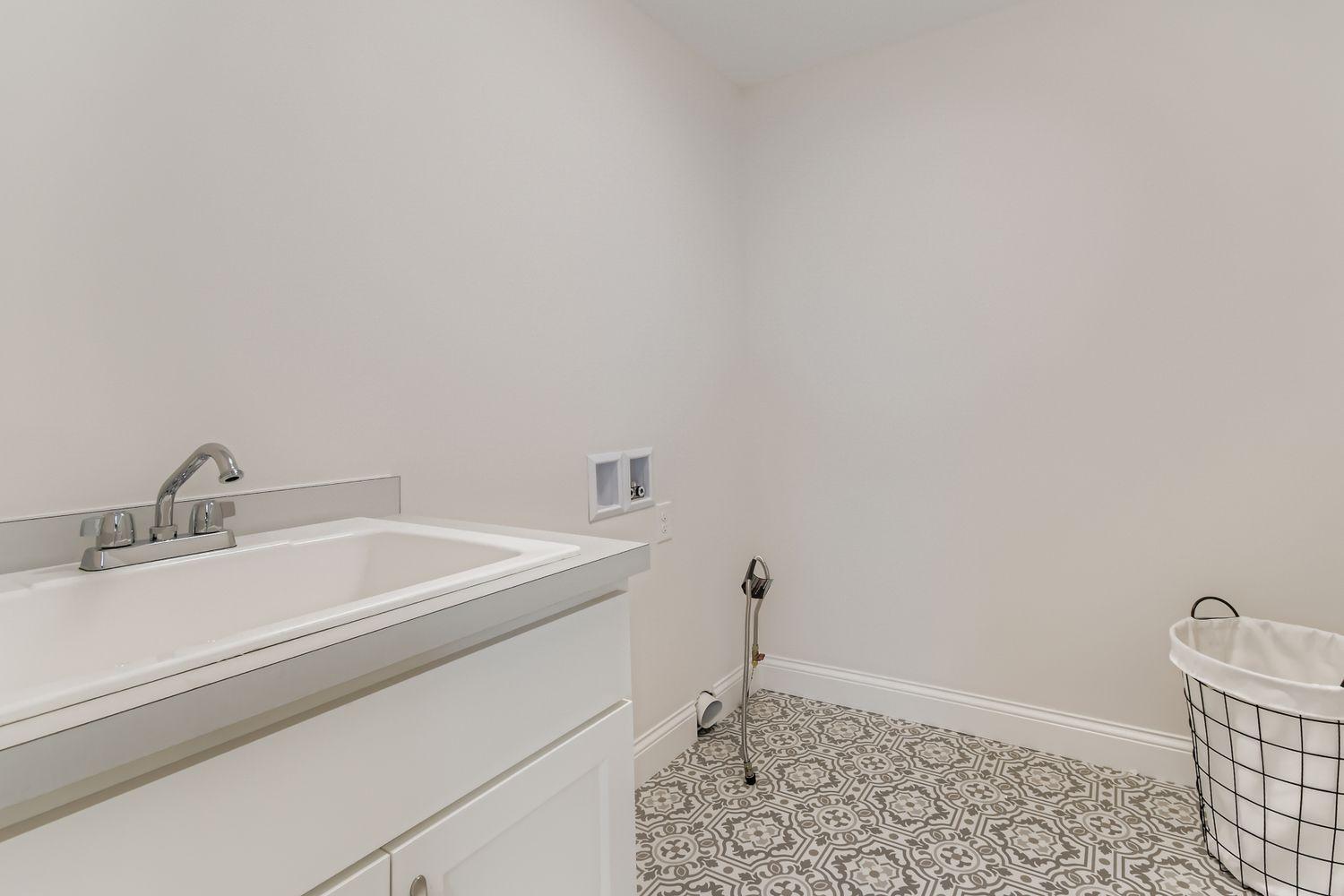 13722 Arrowhead Way Property Photo 26