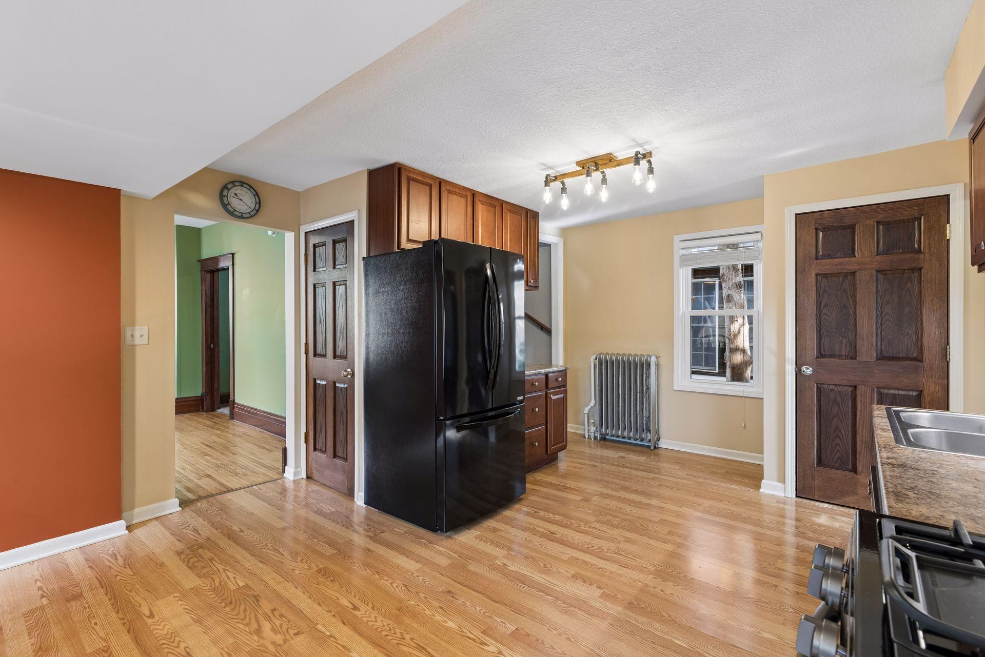 420 Daly Street Property Photo 19