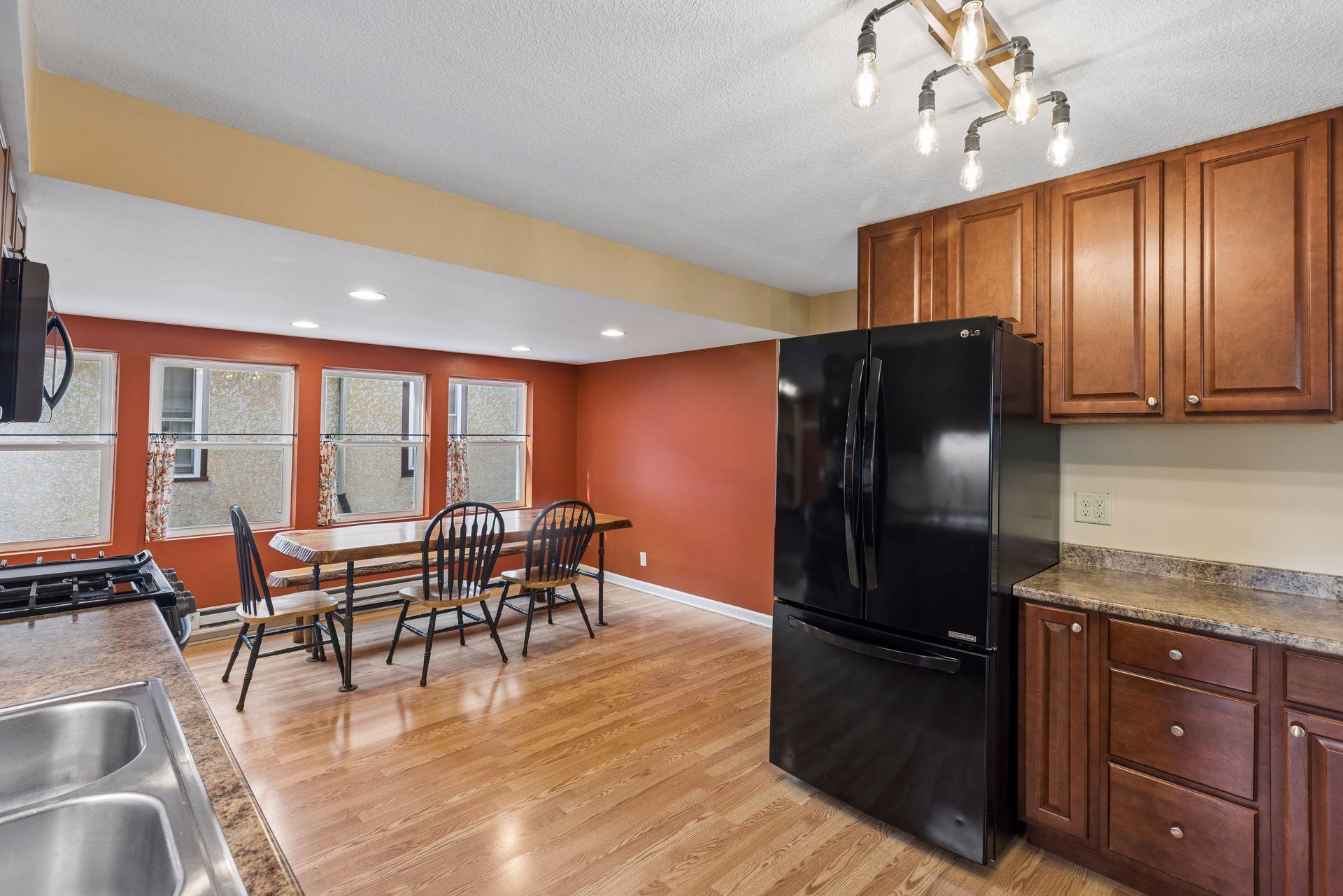 420 Daly Street Property Photo 20