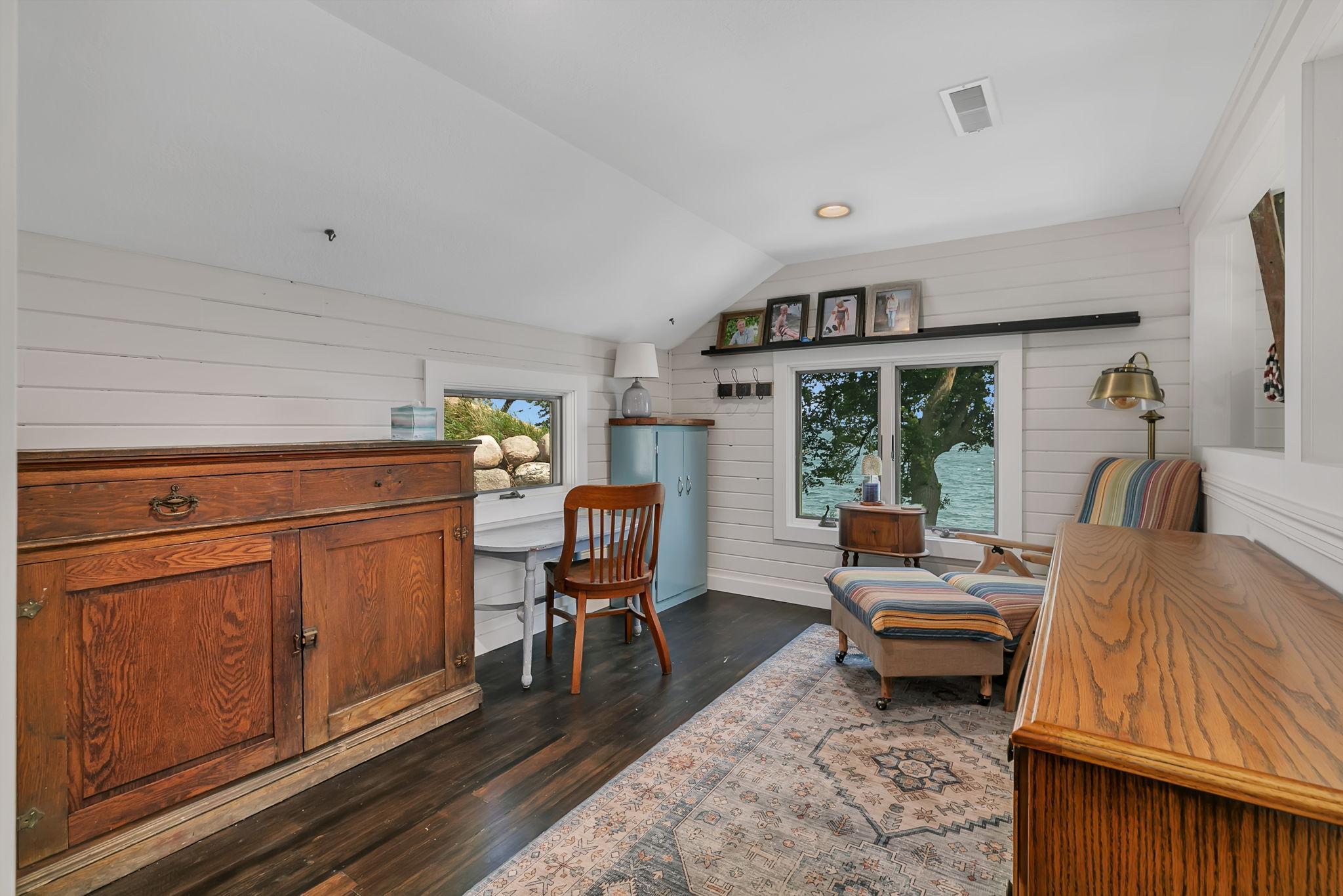 8995 N Shore Drive Property Photo 35