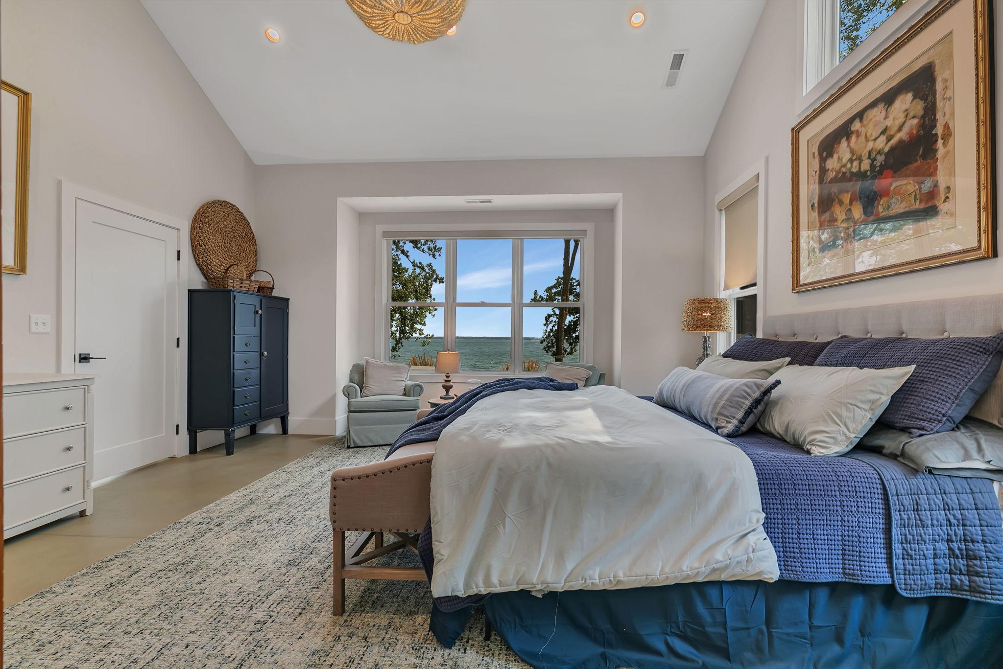 8995 N Shore Drive Property Photo 38