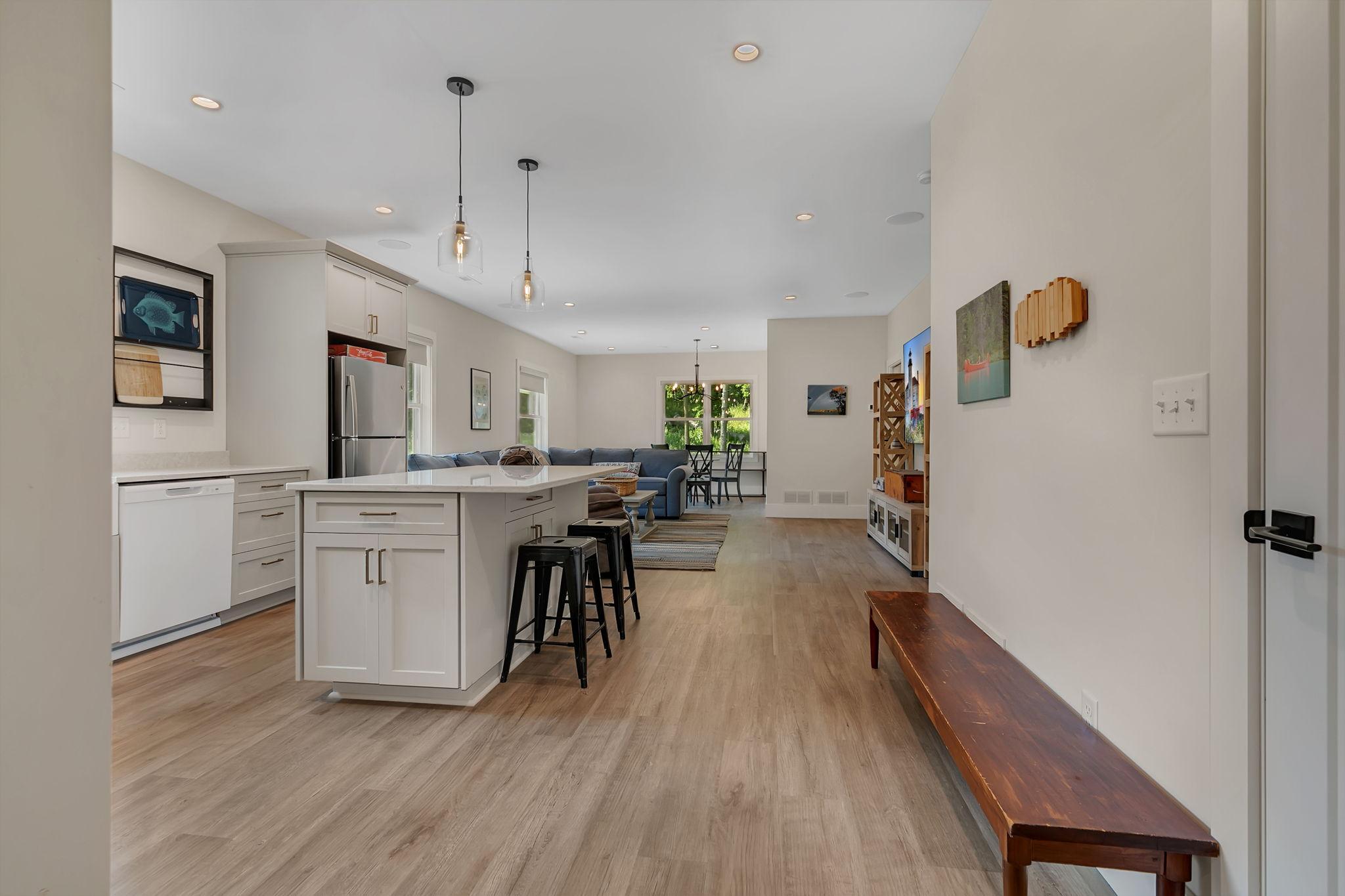 8995 N Shore Drive Property Photo 56