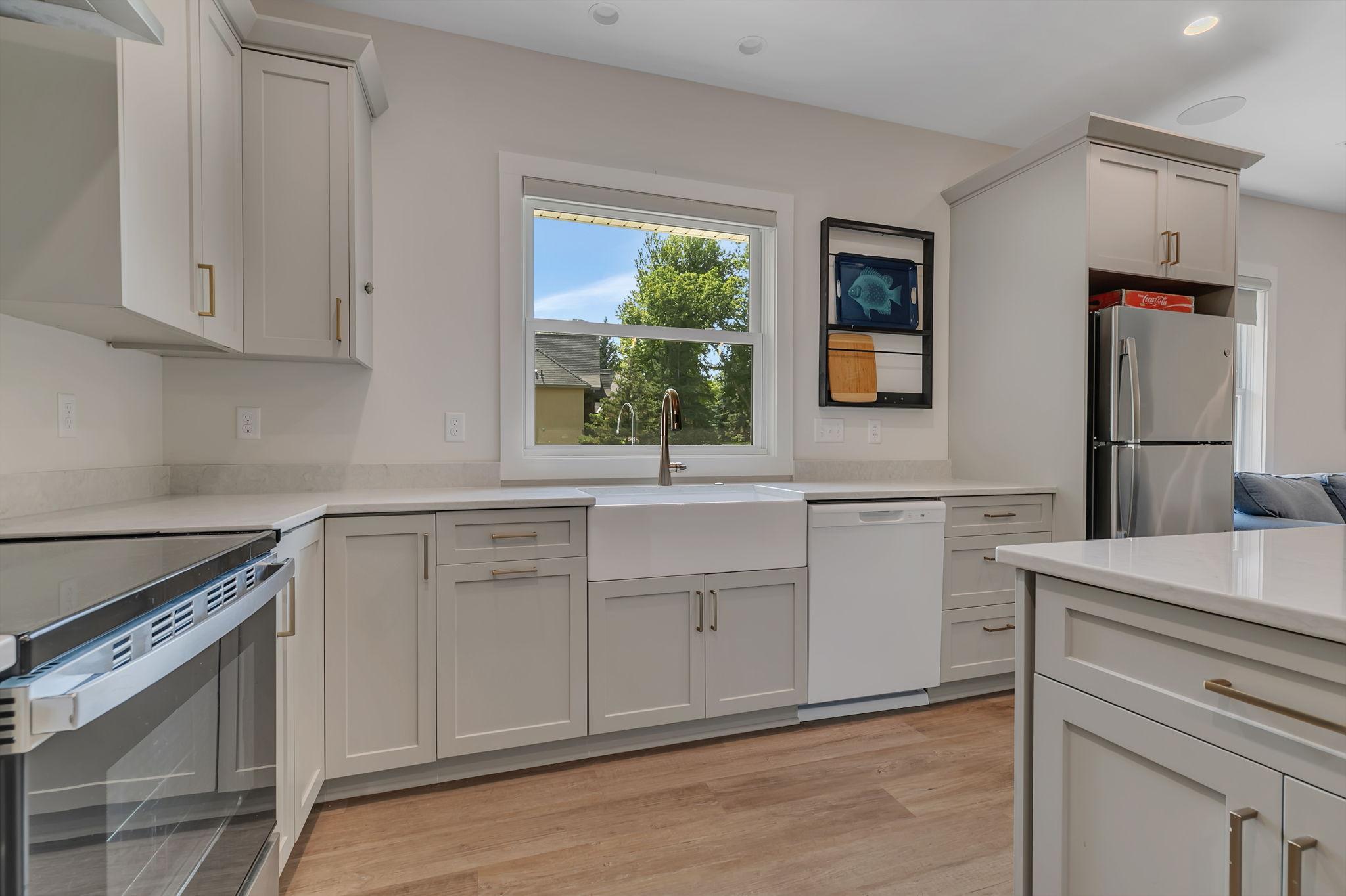 8995 N Shore Drive Property Photo 57