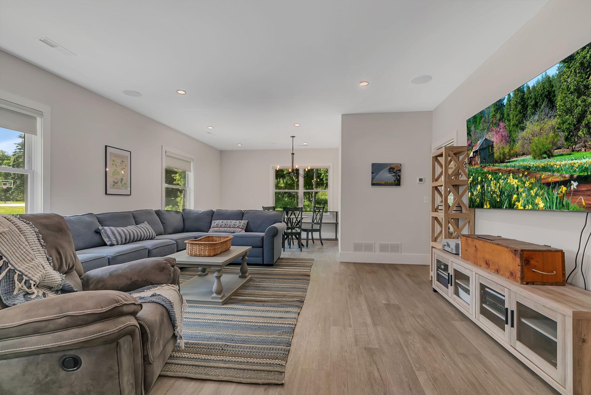 8995 N Shore Drive Property Photo 60
