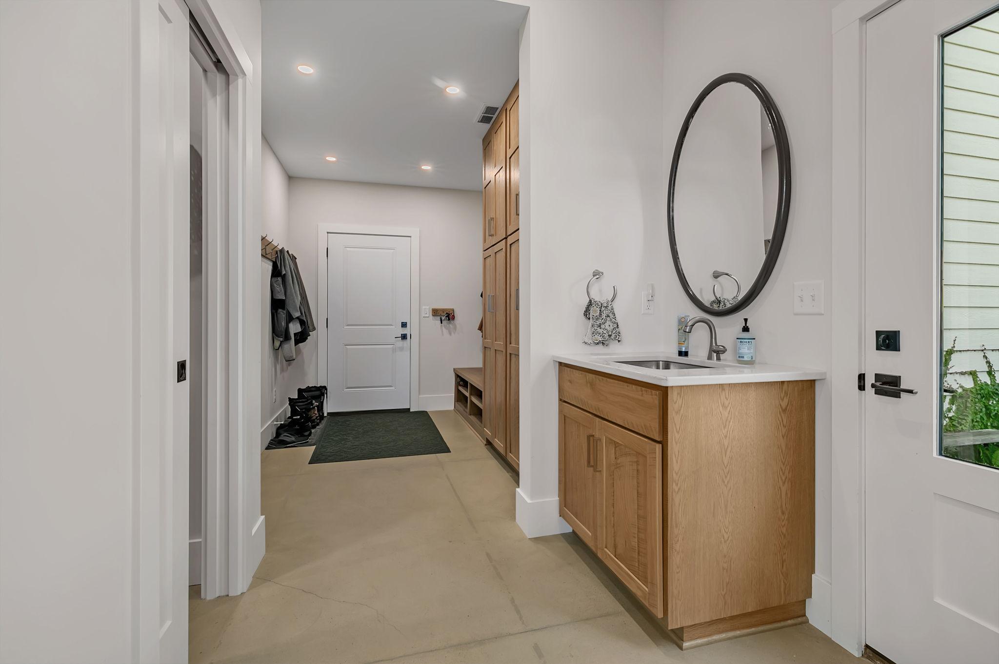 8995 N Shore Drive Property Photo 72