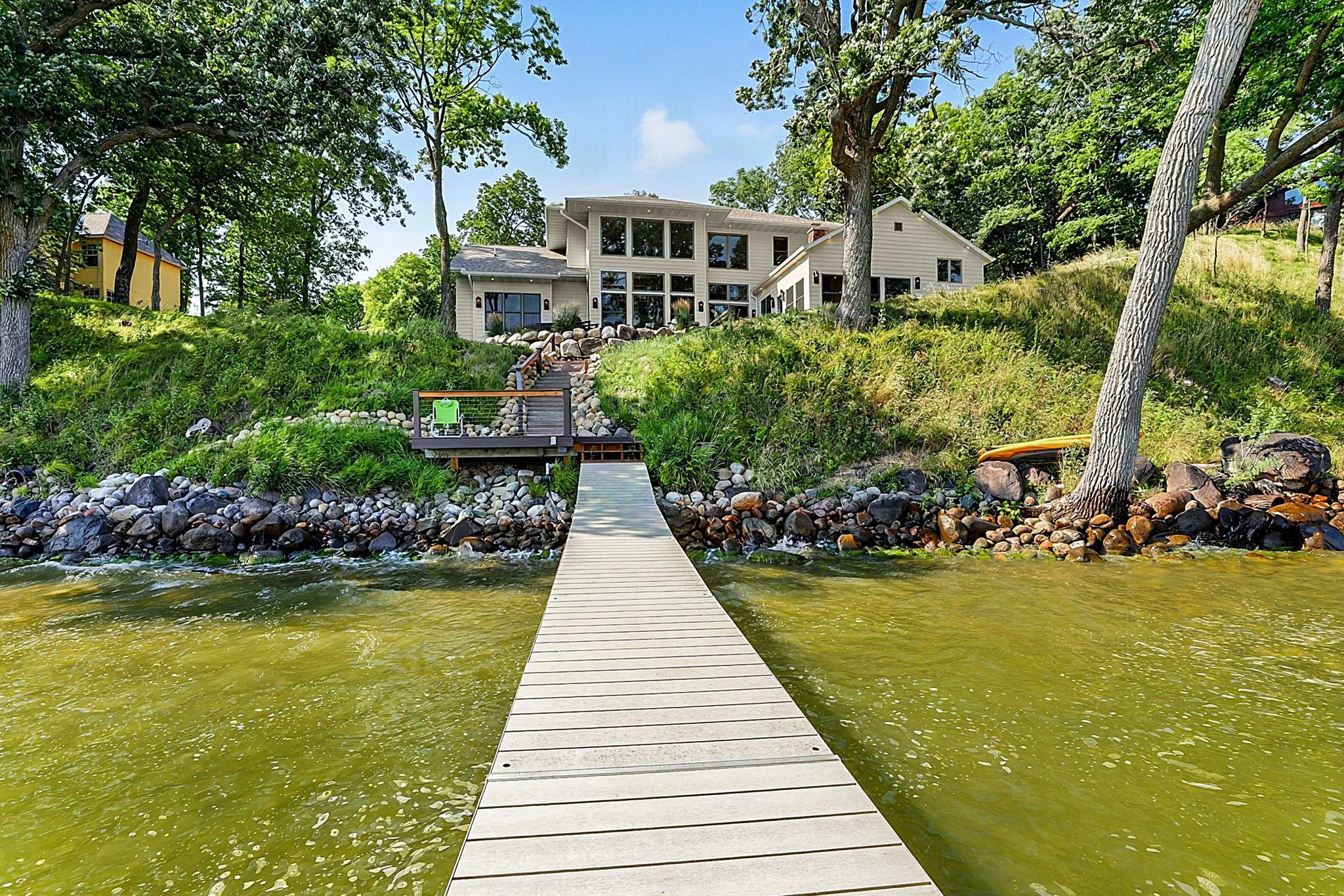 8995 N Shore Drive Property Photo 79
