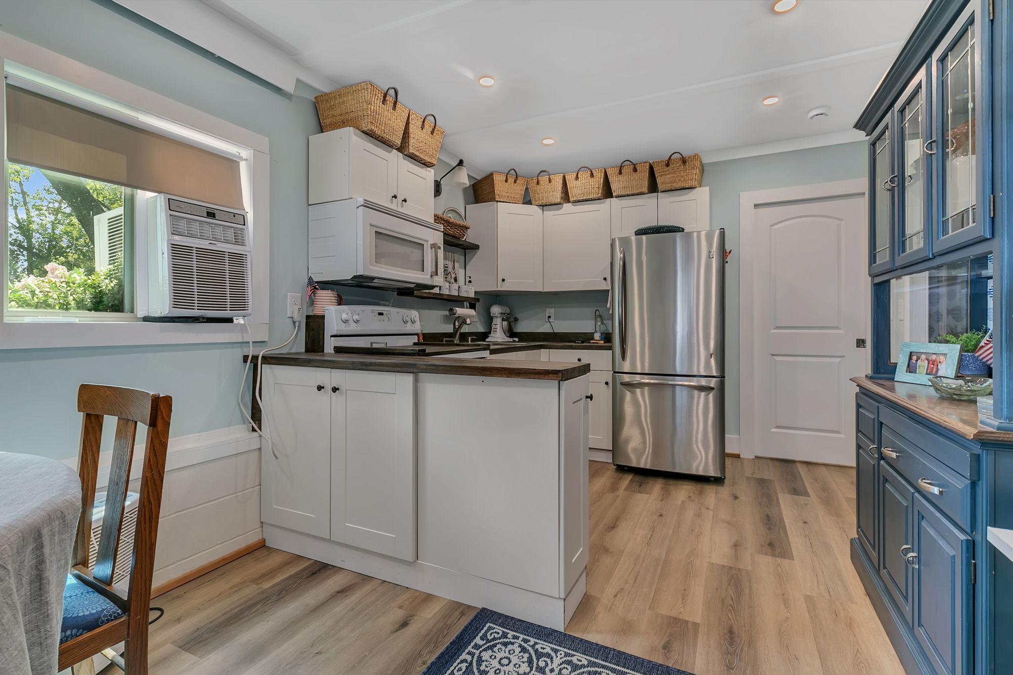 8995 N Shore Drive Property Photo 100