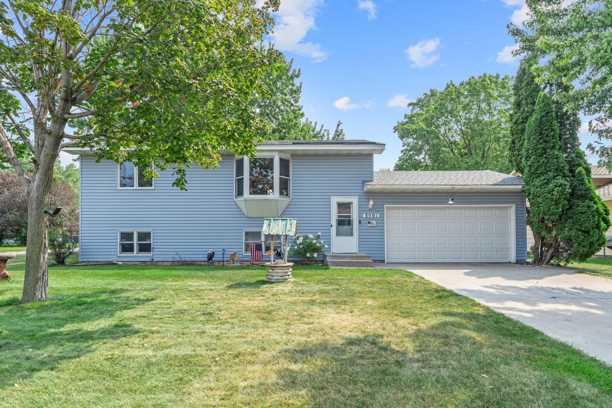 3501 84th Circle N Property Photo 1