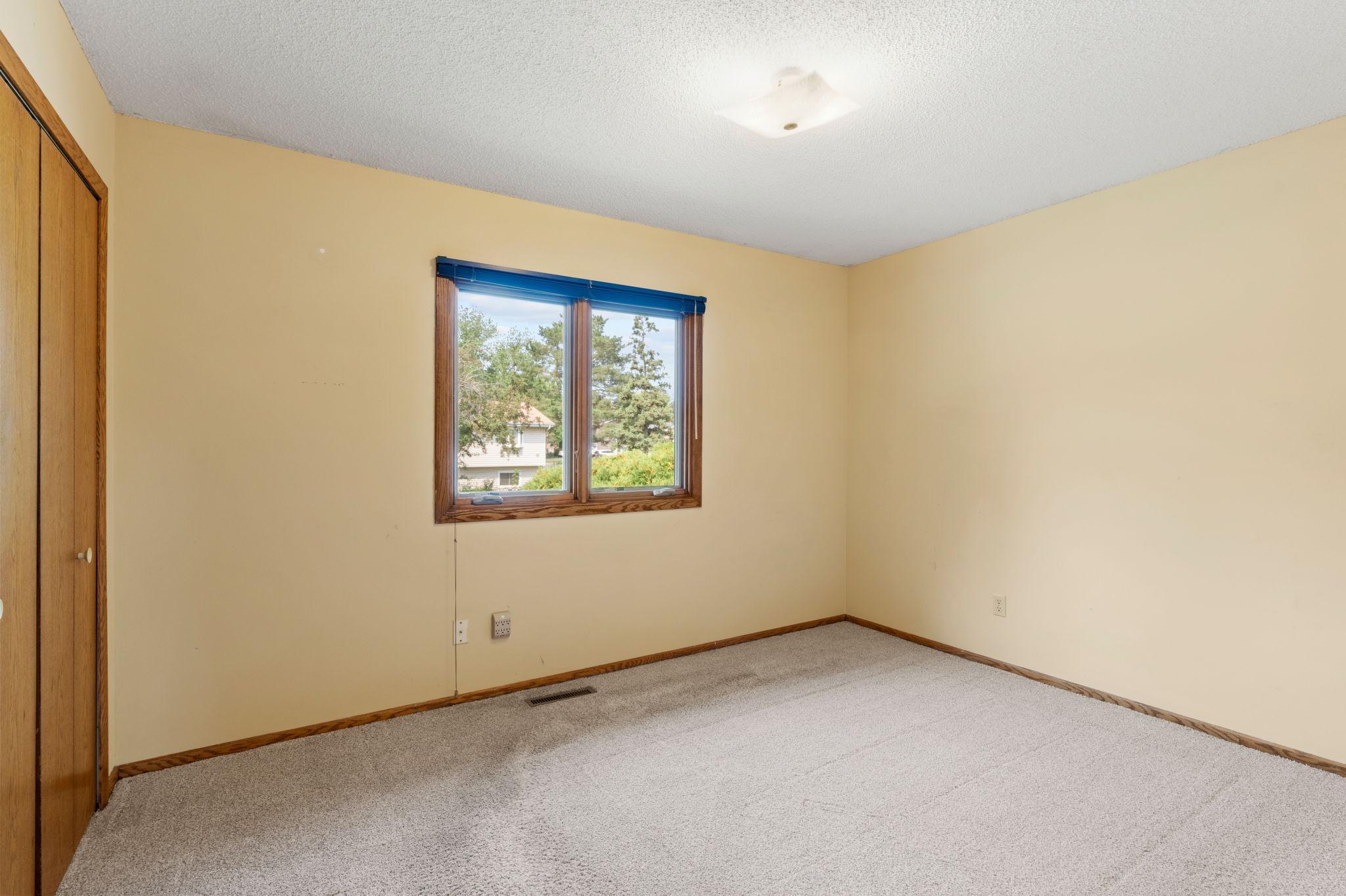 3501 84th Circle N Property Photo 9