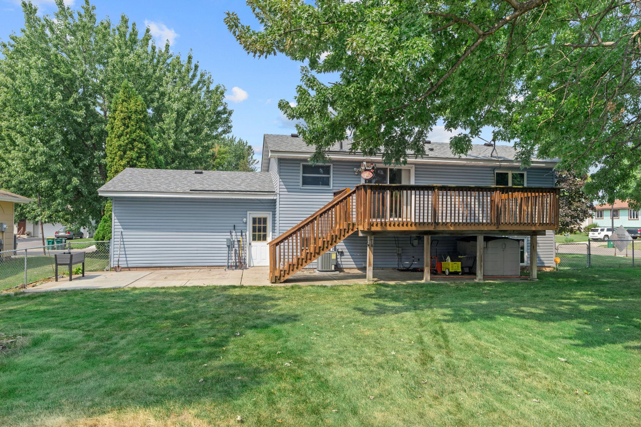 3501 84th Circle N Property Photo 16