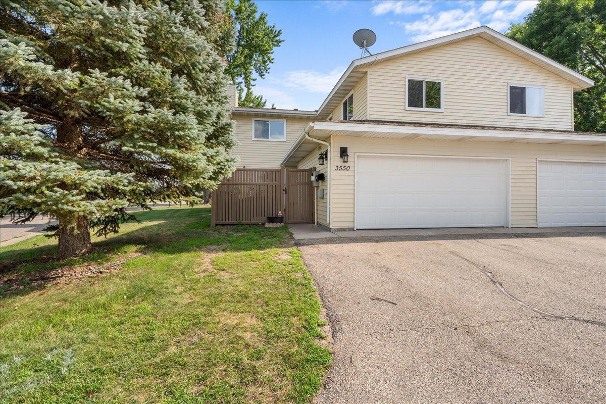 3550 Cloman Way E Property Photo 1