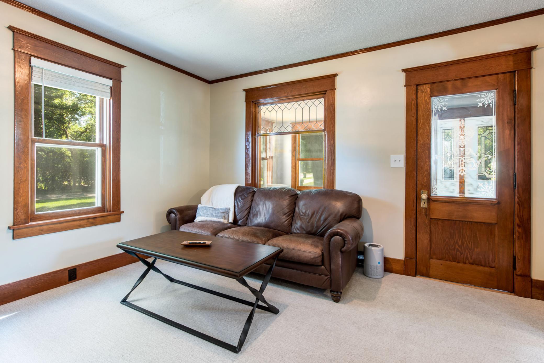 305 8th Avenue E Property Photo 6