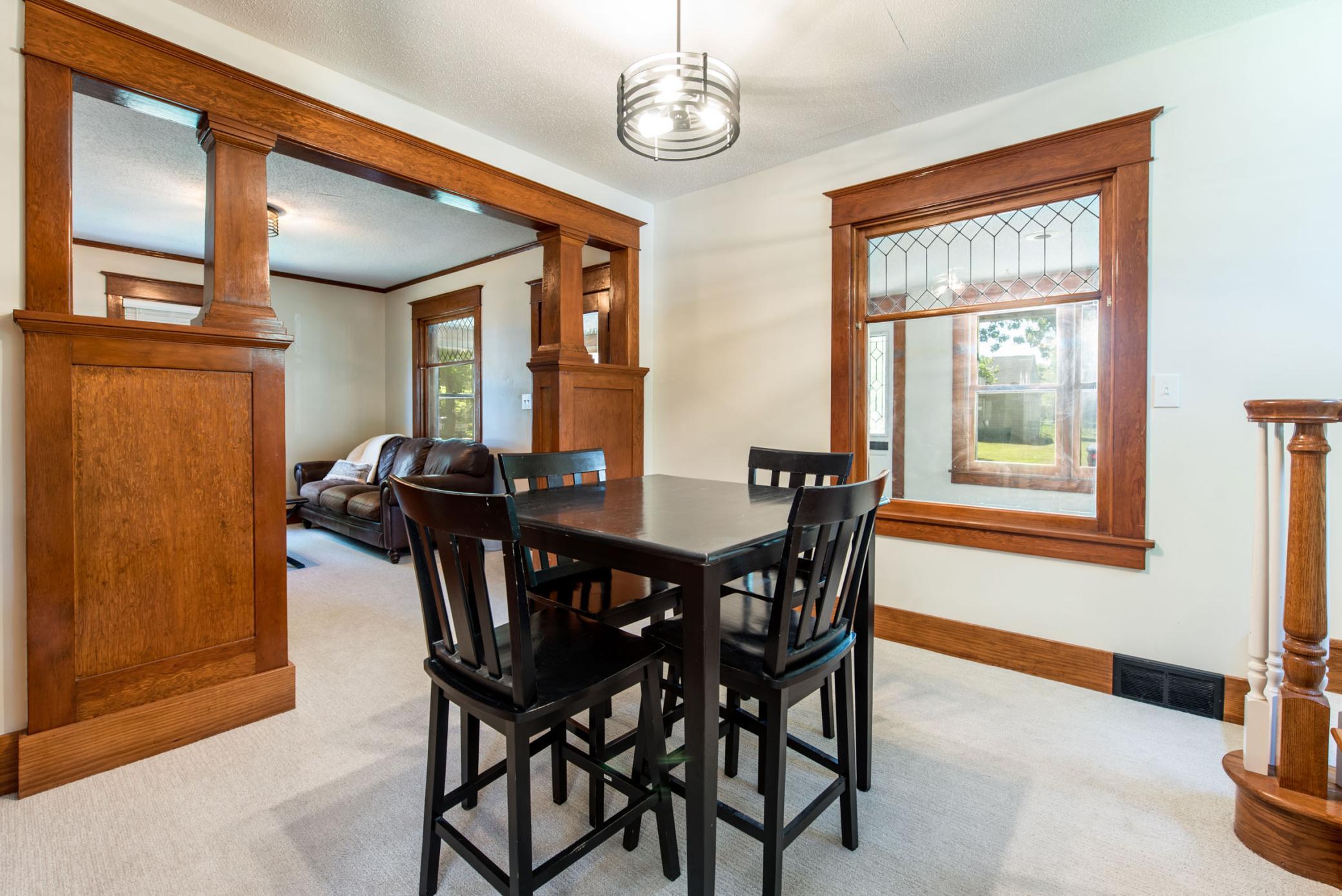 305 8th Avenue E Property Photo 9