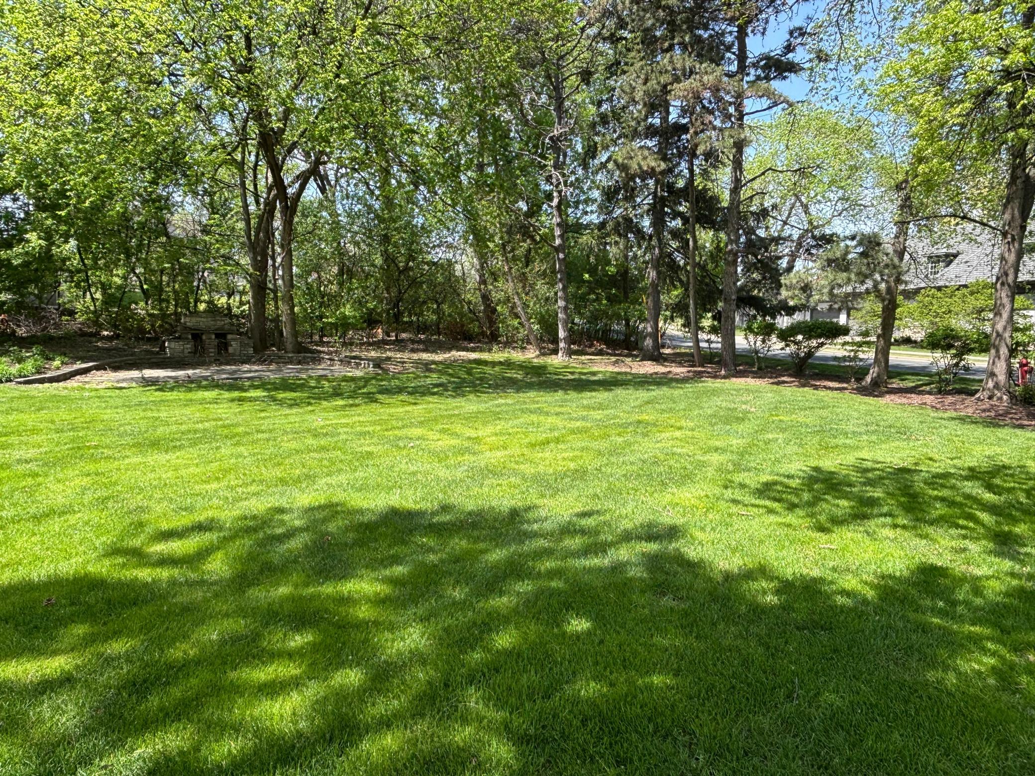 4900 Lakeview Drive Property Photo 10