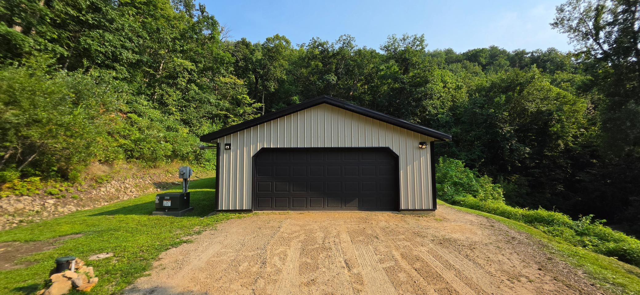 5755 Oak Forest Lane Property Photo 10