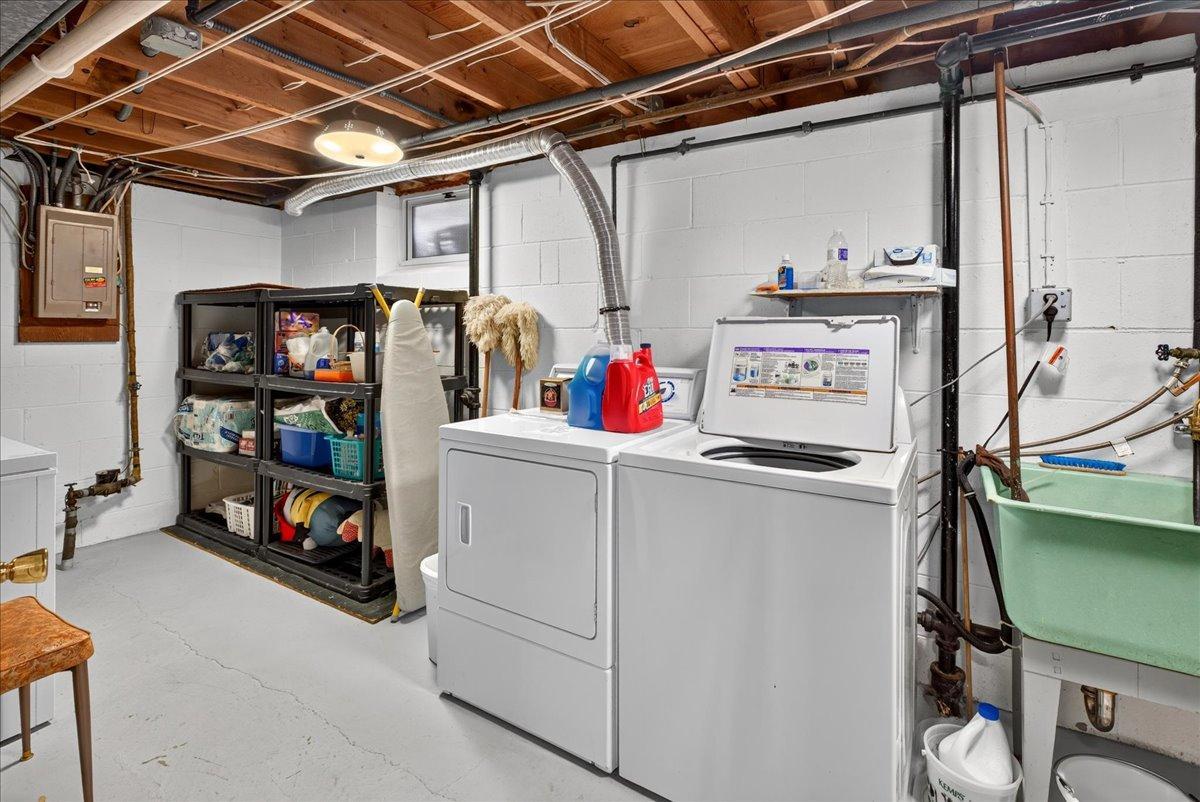 10707 Chowen Circle Property Photo 28