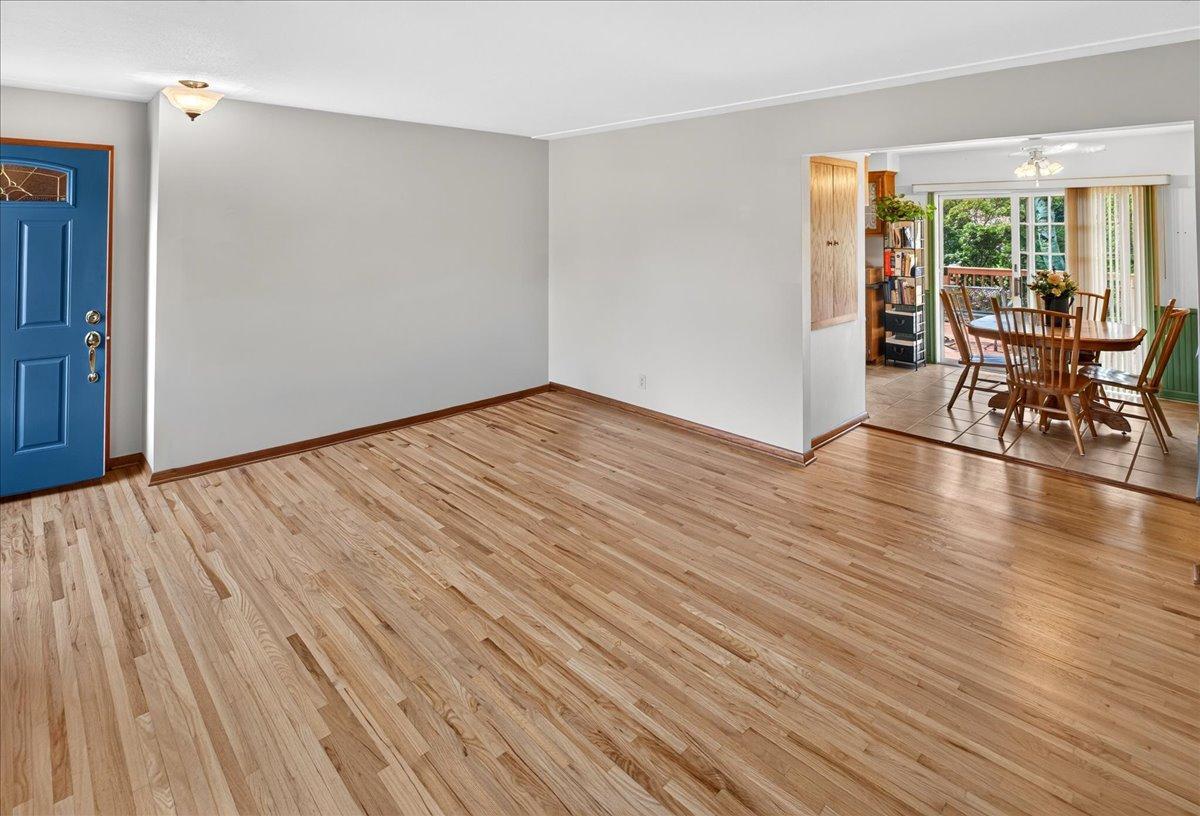 10707 Chowen Circle Property Photo 29