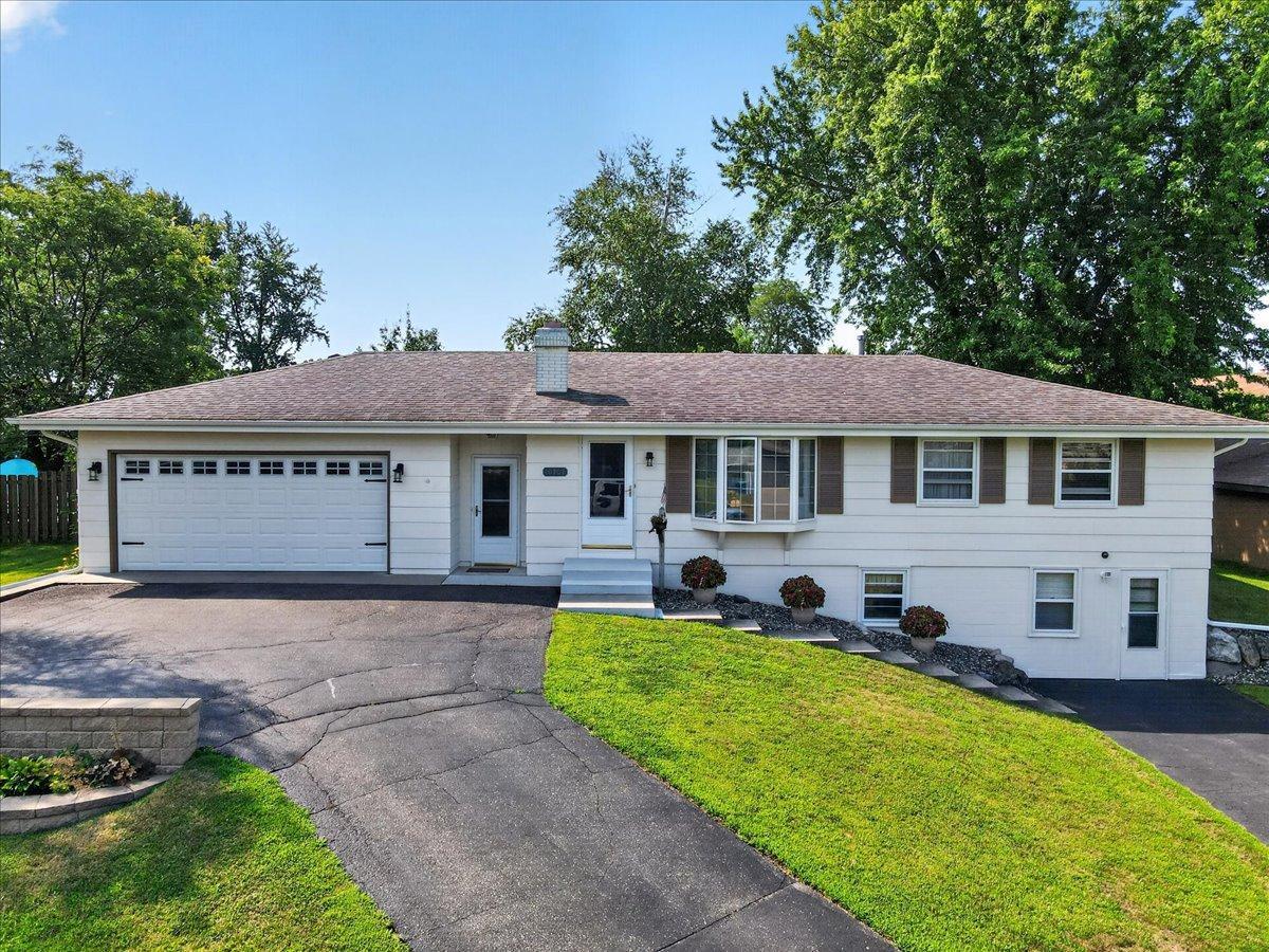 10707 Chowen Circle Property Photo 32