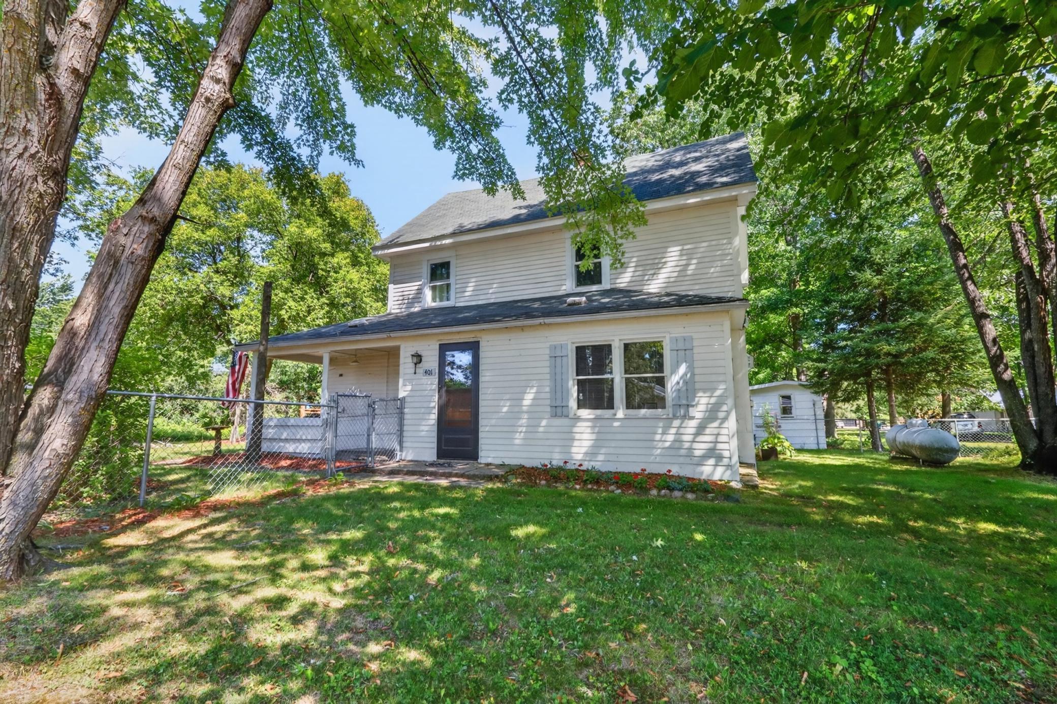 401 Wright Street Property Photo 4
