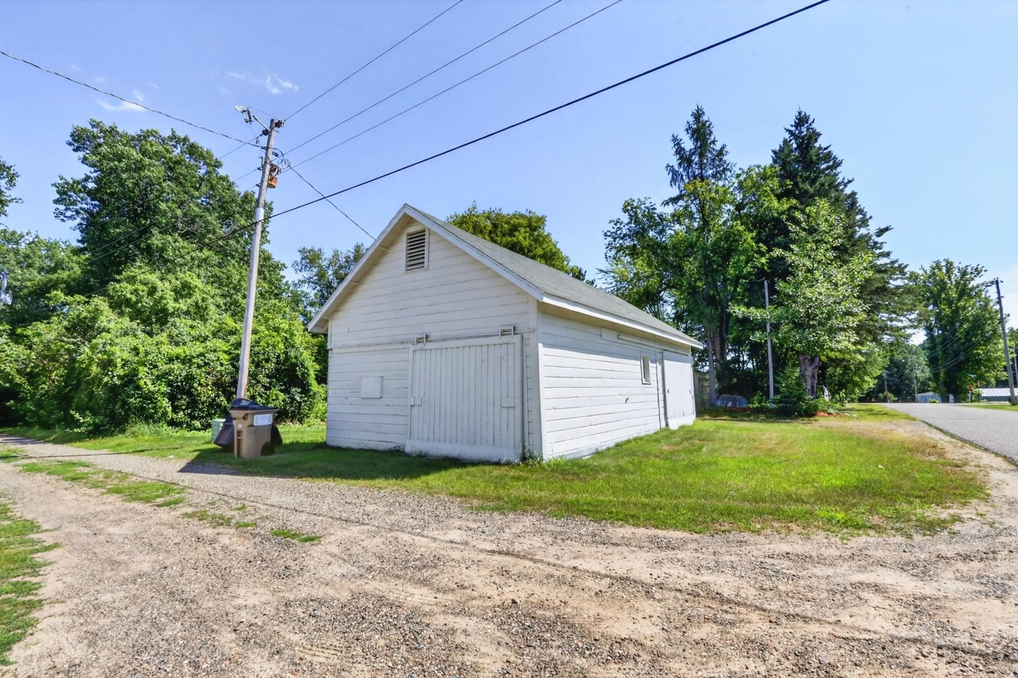 401 Wright Street Property Photo 6