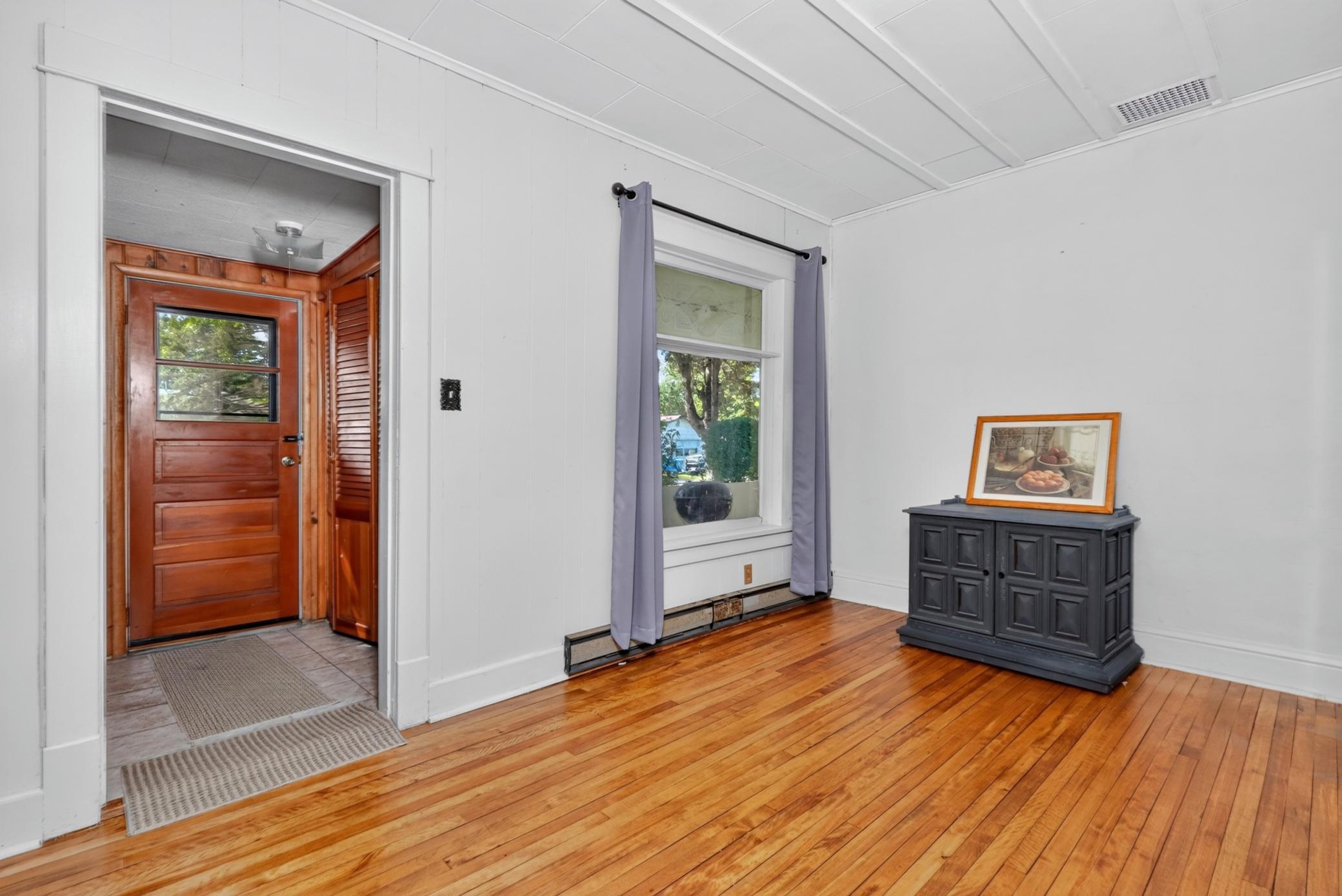 401 Wright Street Property Photo 16