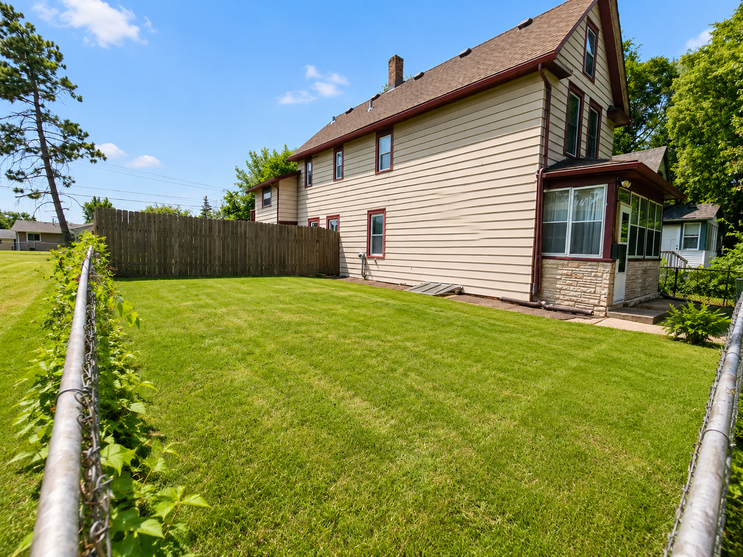 470 Blair Avenue Property Photo 2