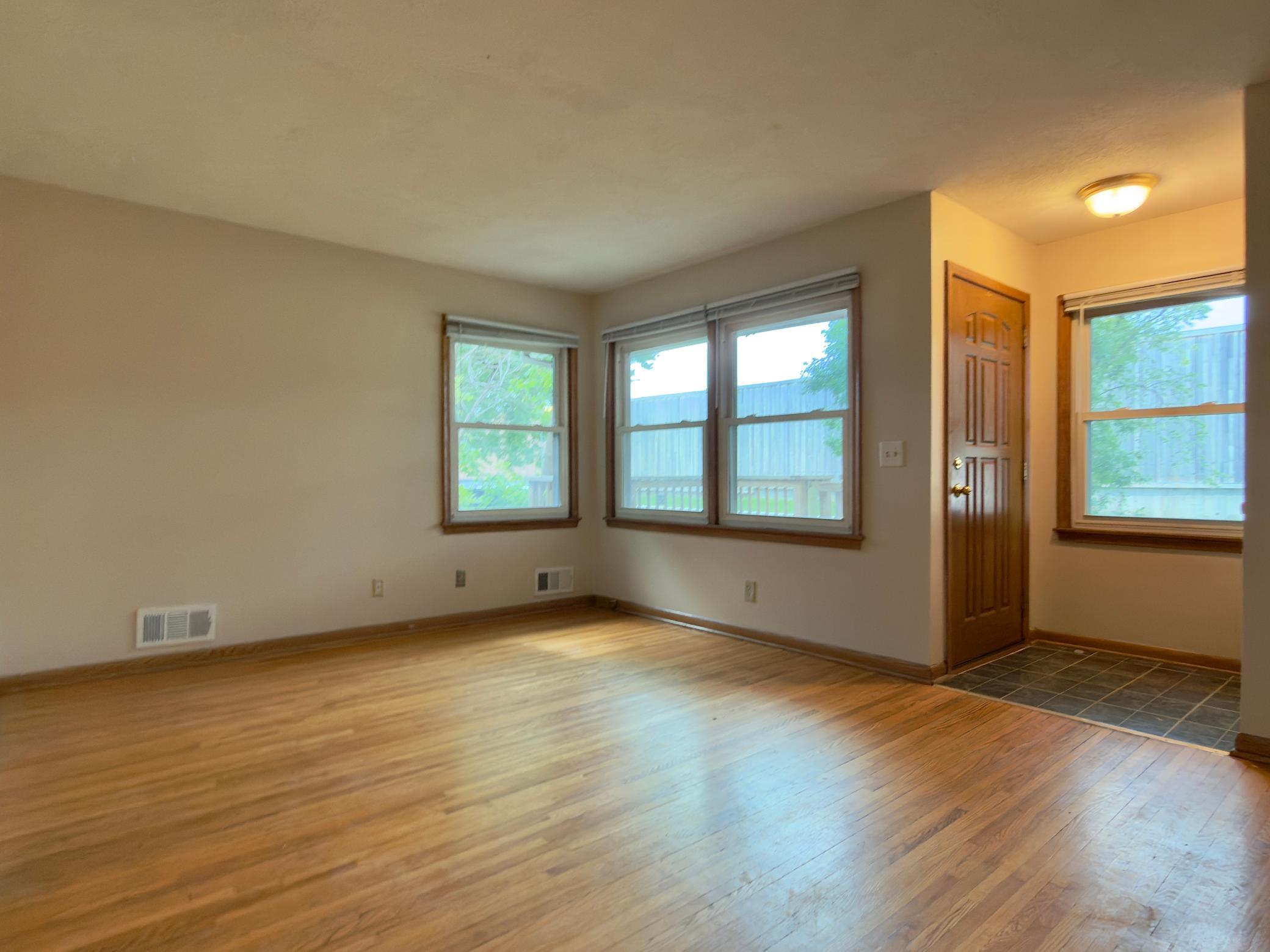 317 Washington Avenue S Property Photo 25