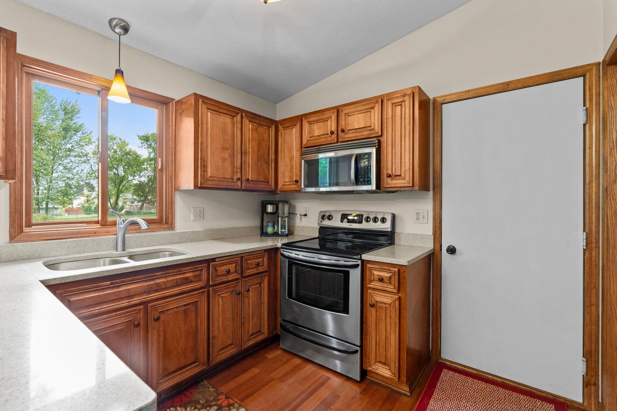 1555 Lamotte Circle Property Photo 16