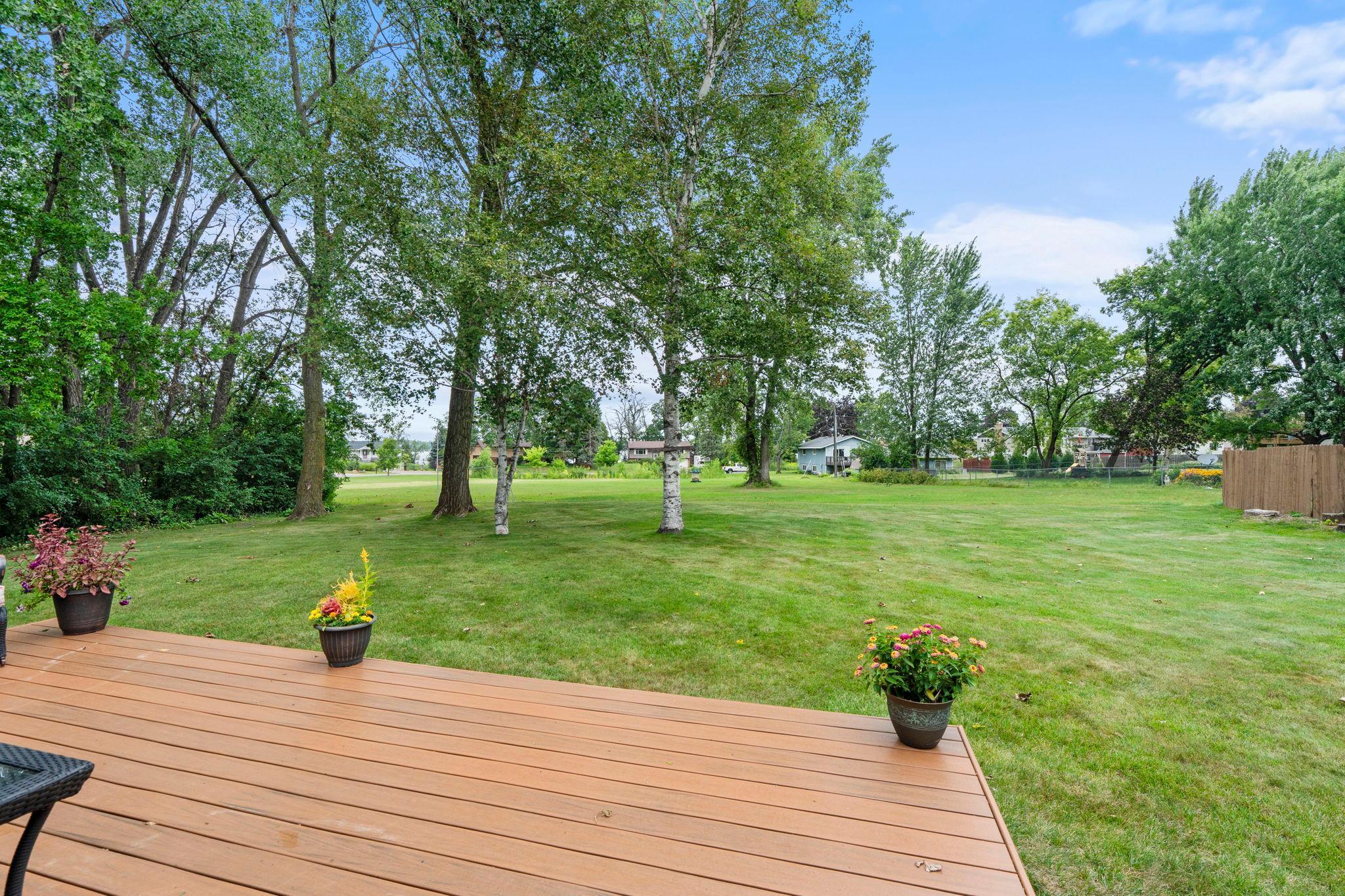 1555 Lamotte Circle Property Photo 45