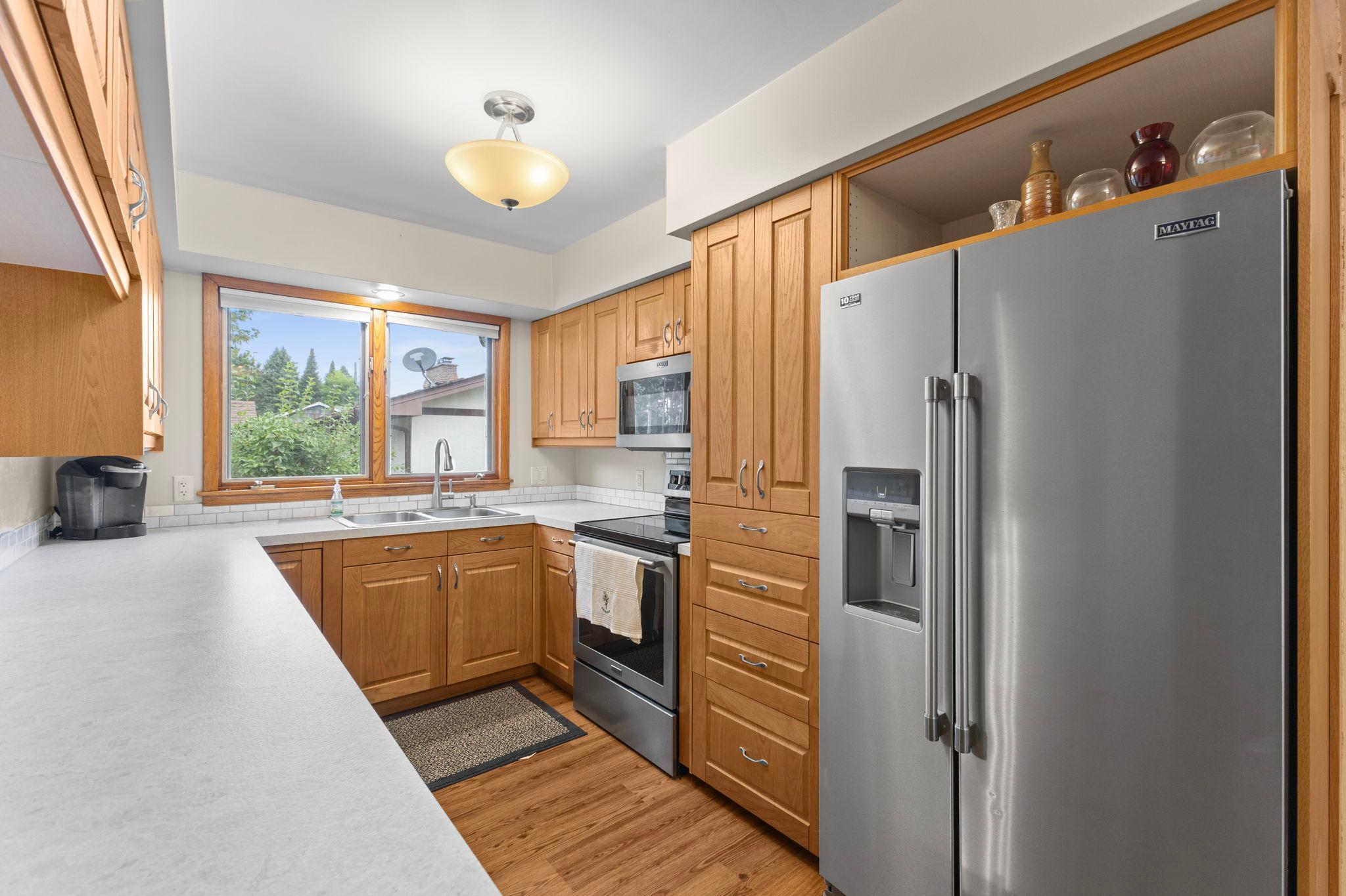 345 Sunset Lane N Property Photo 14