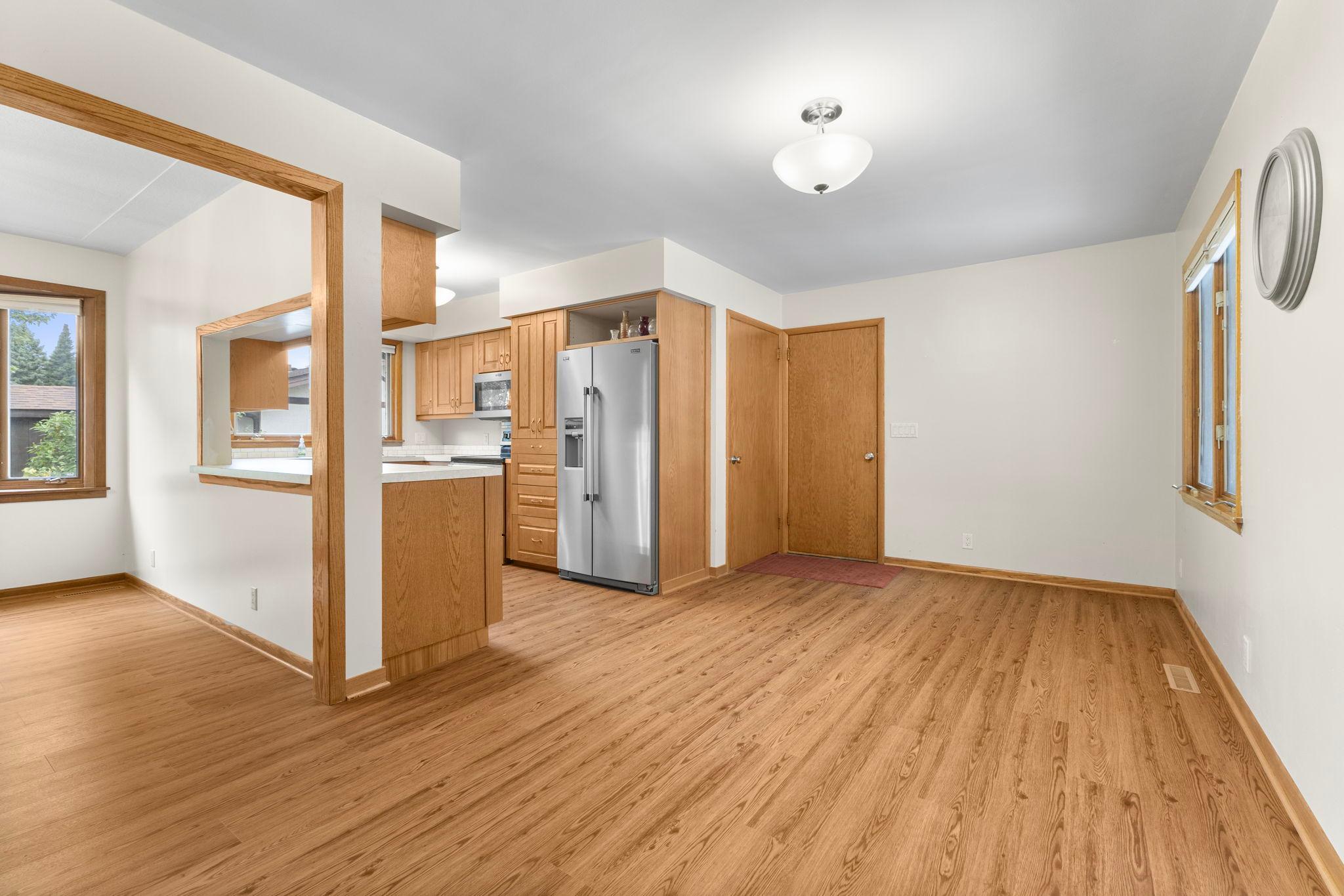 345 Sunset Lane N Property Photo 16