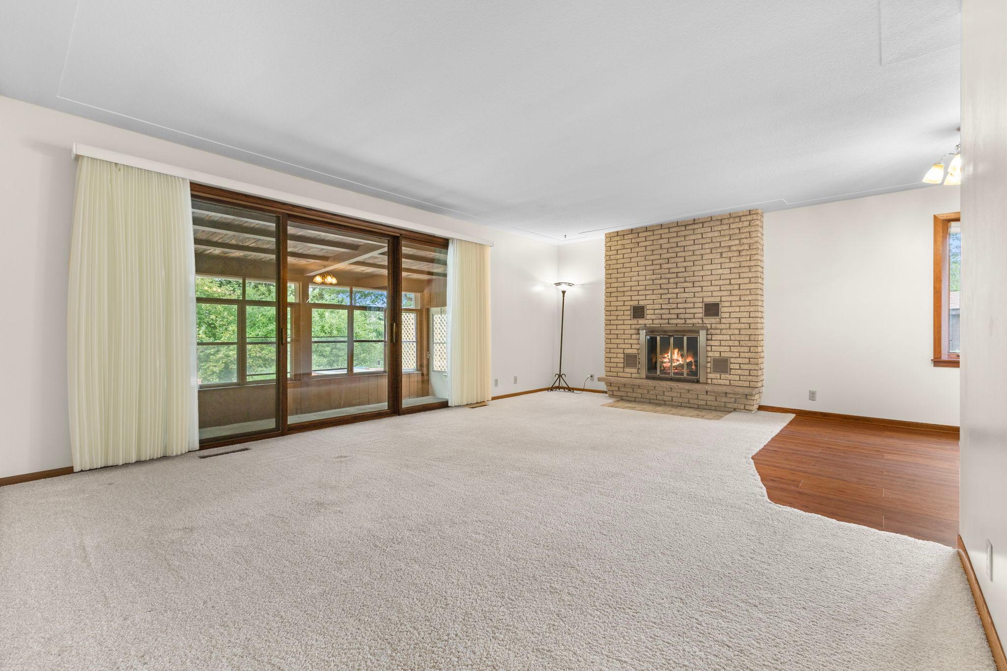 345 Sunset Lane N Property Photo 22
