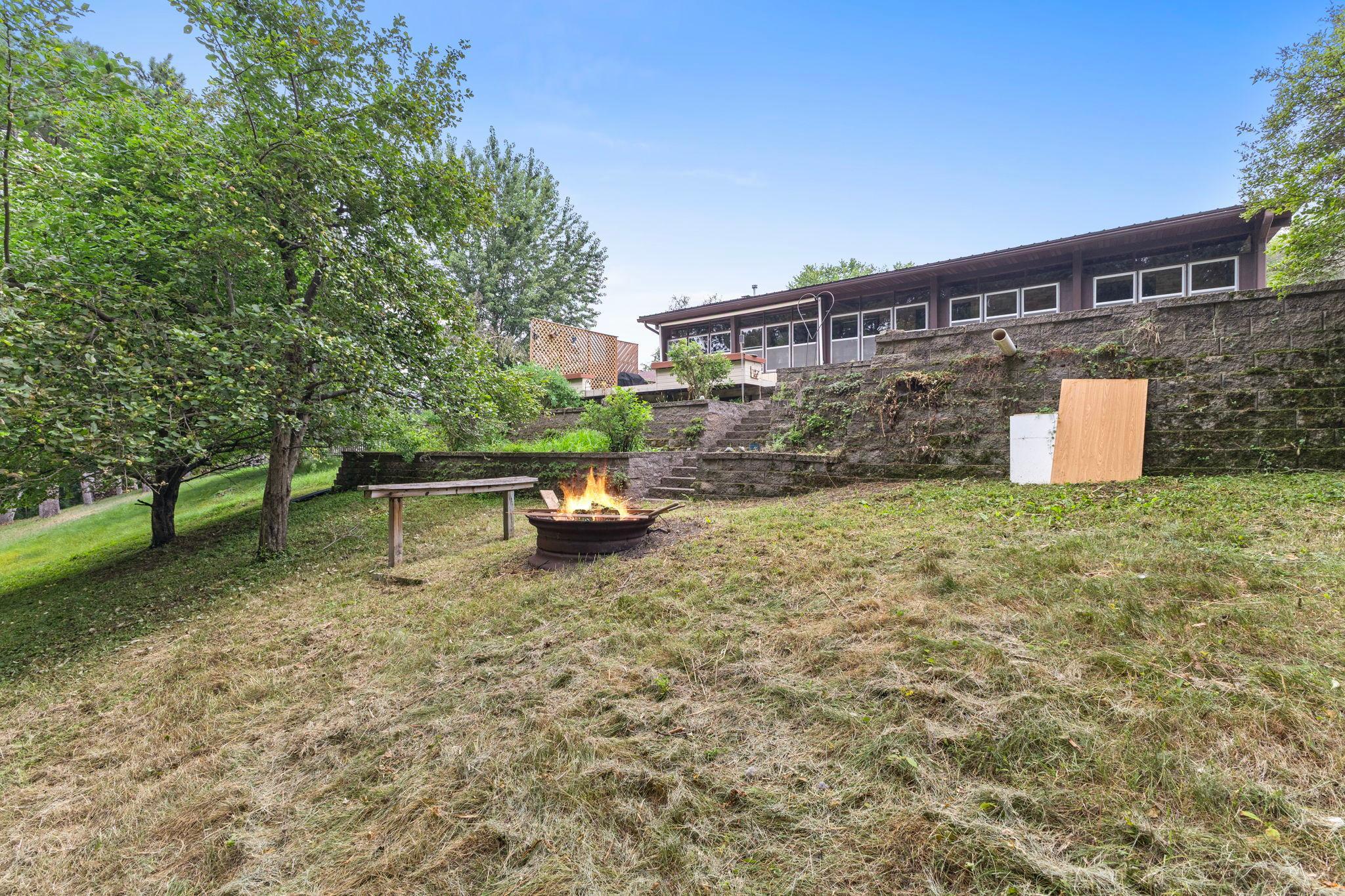 345 Sunset Lane N Property Photo 47