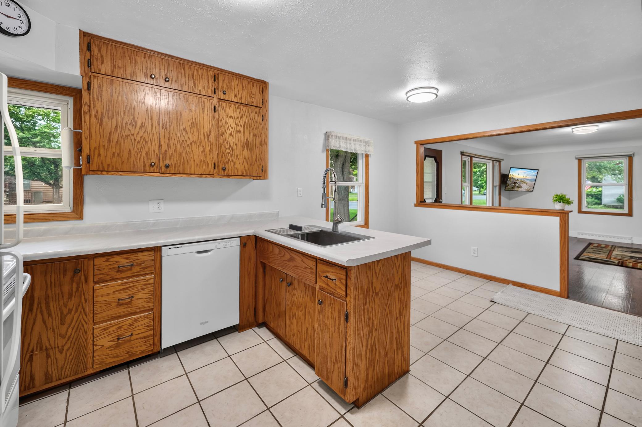 1702 14th Avenue S Property Photo 3