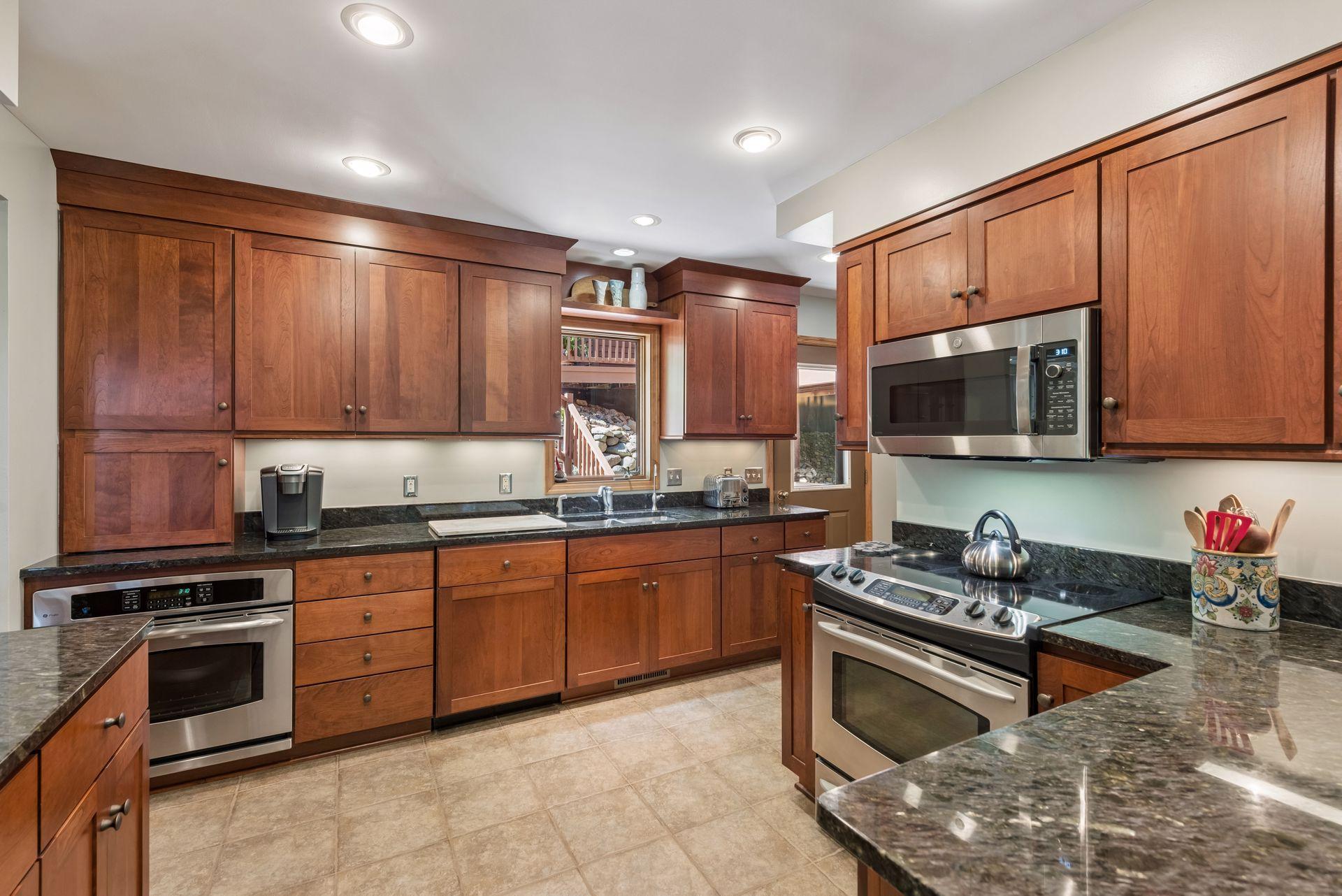 5845 Ridge Road Property Photo 17