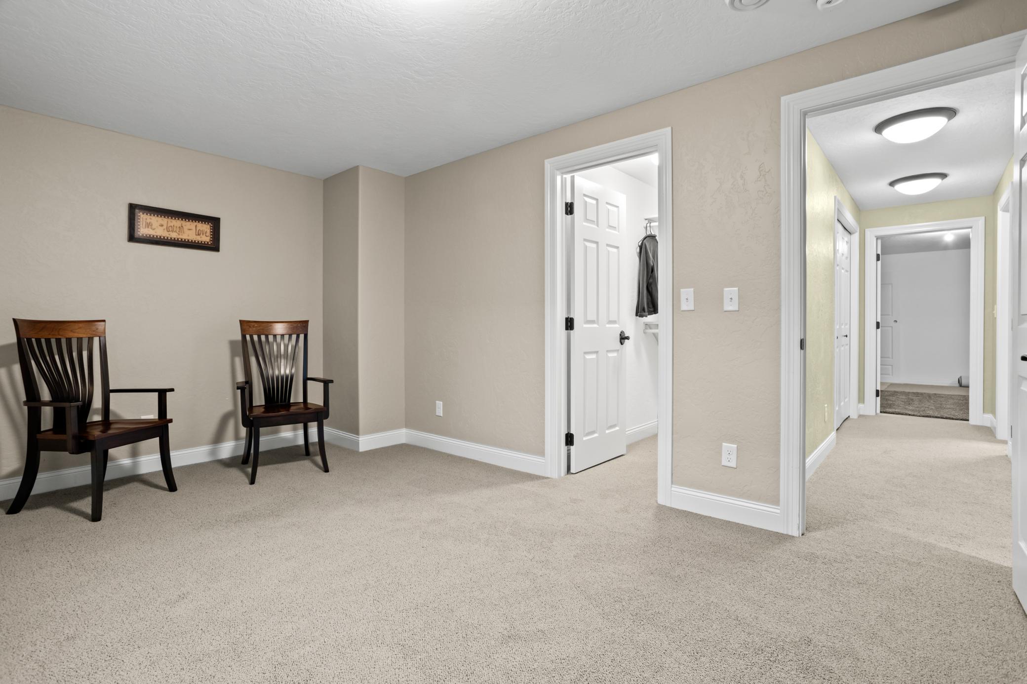 4357 Coventry Drive S Property Photo 38