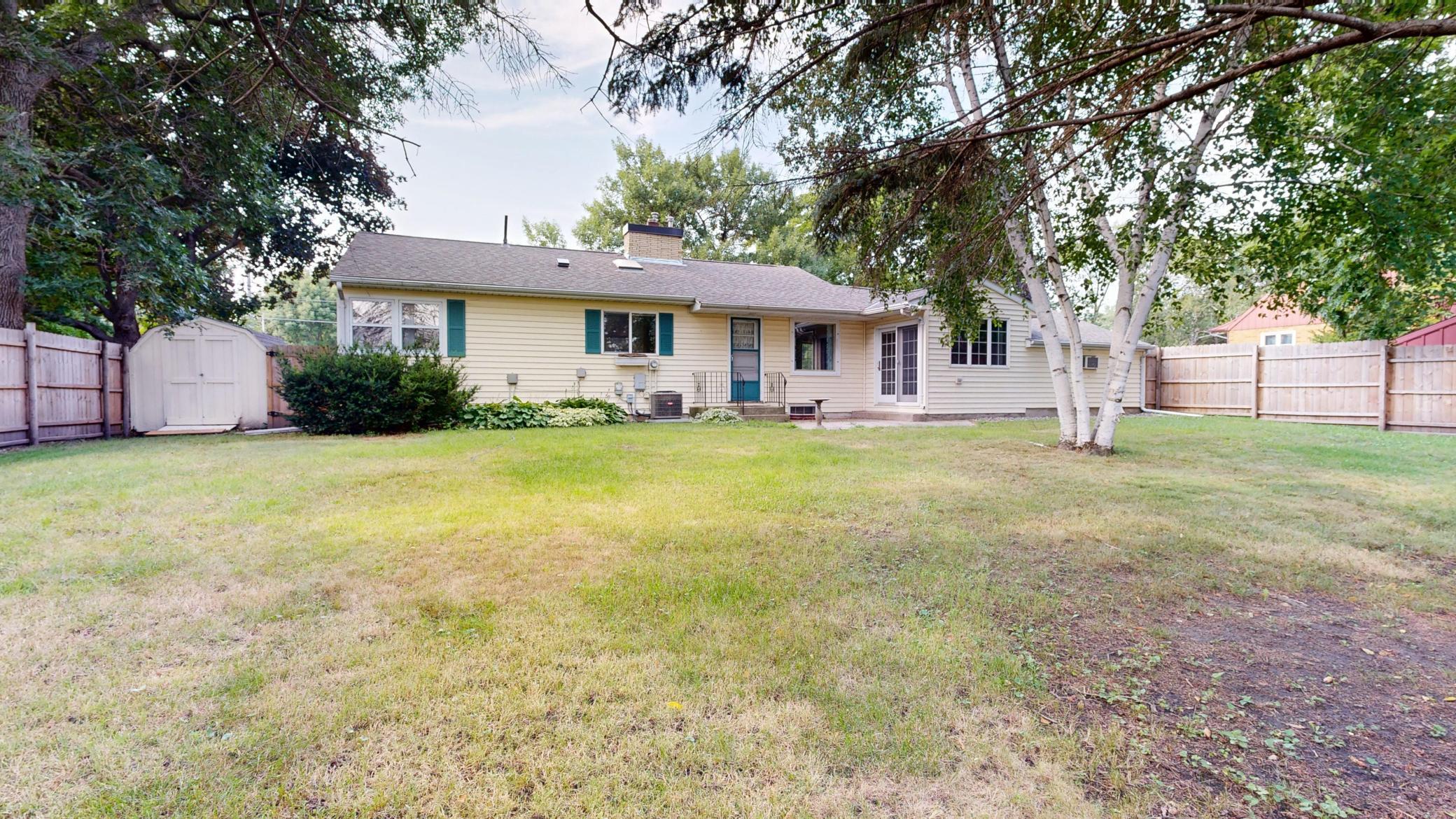 504 19th Avenue Sw Property Photo 2