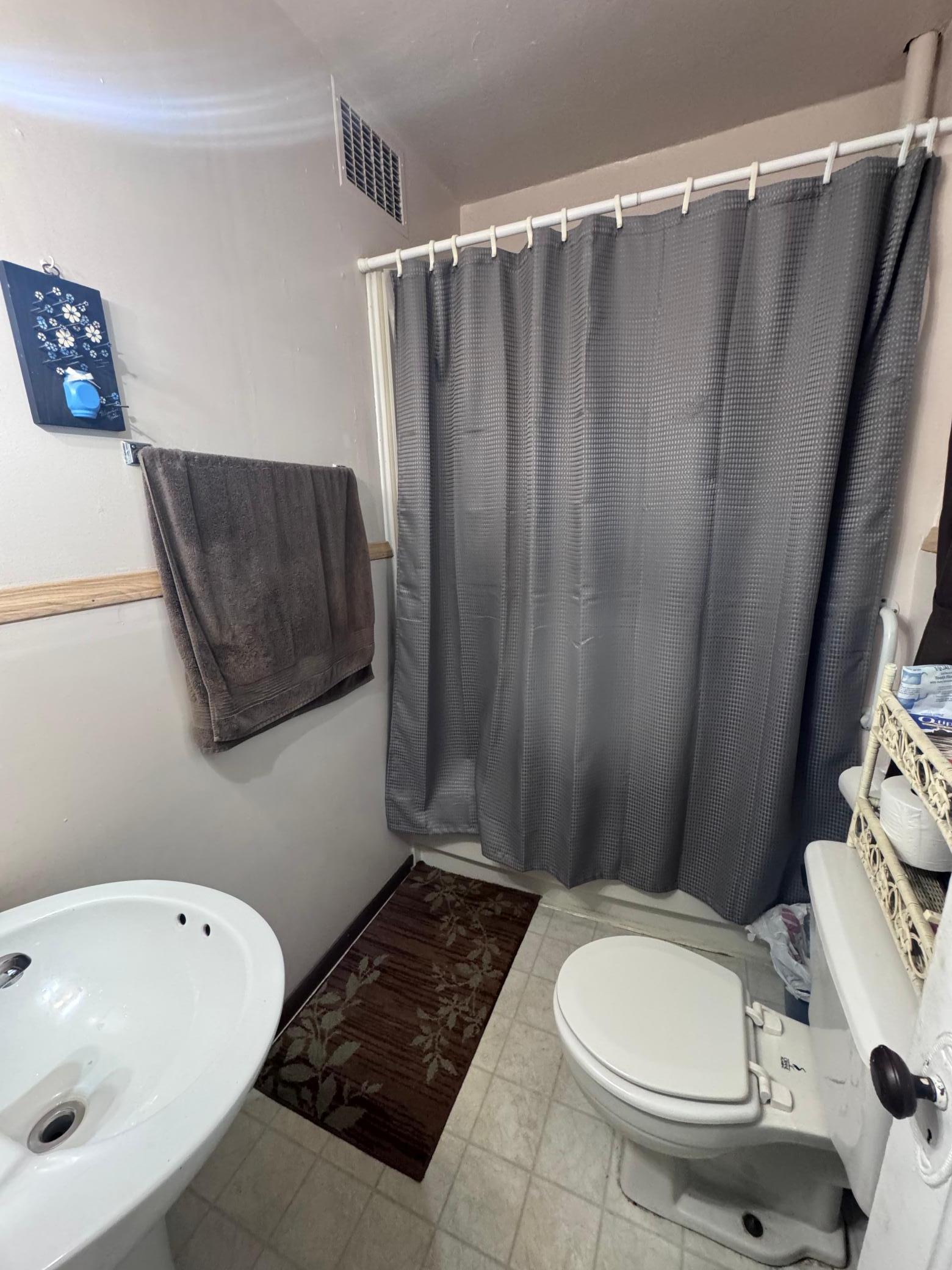185 Red Lake Avenue E Property Photo 6