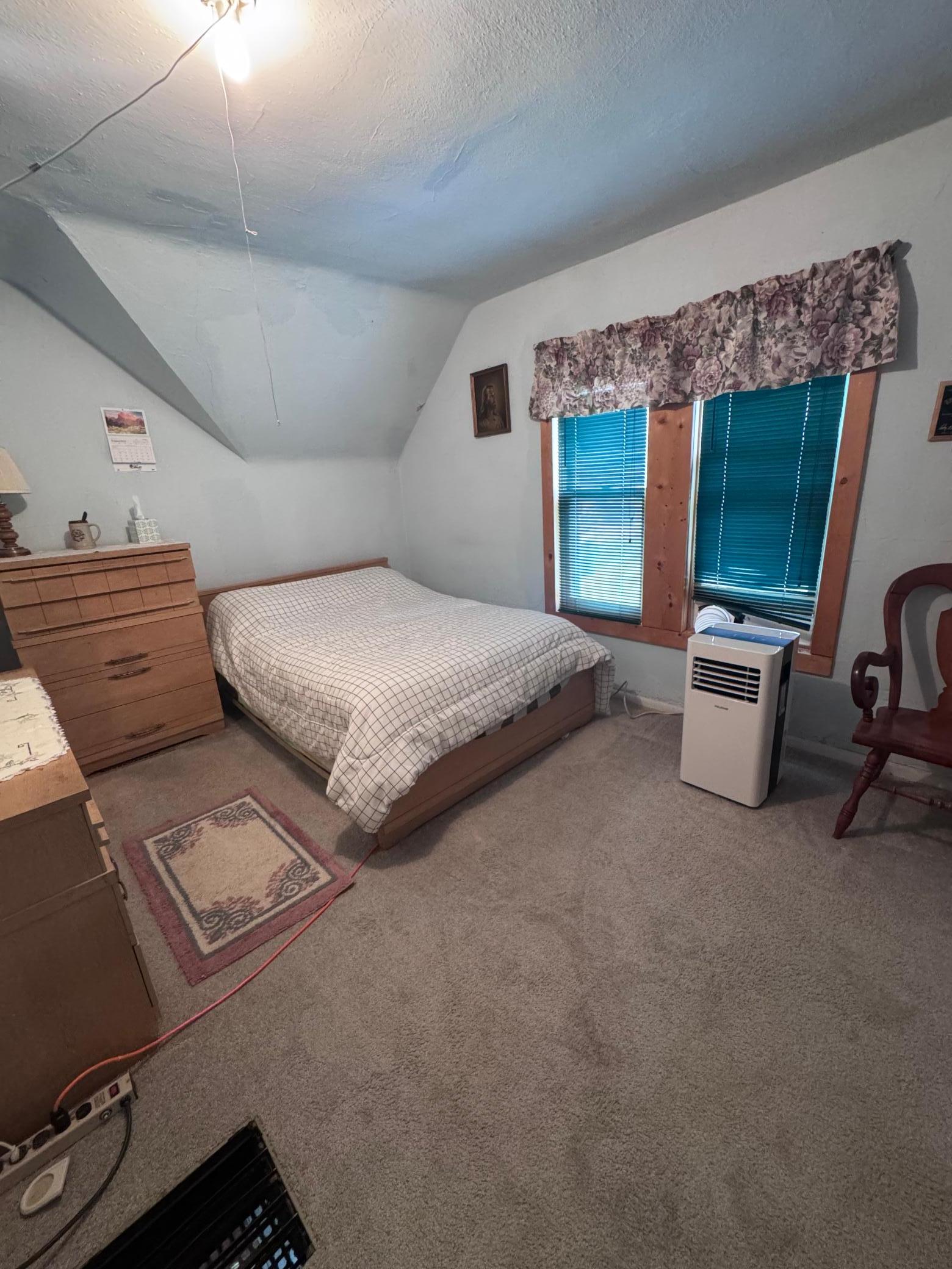 185 Red Lake Avenue E Property Photo 11