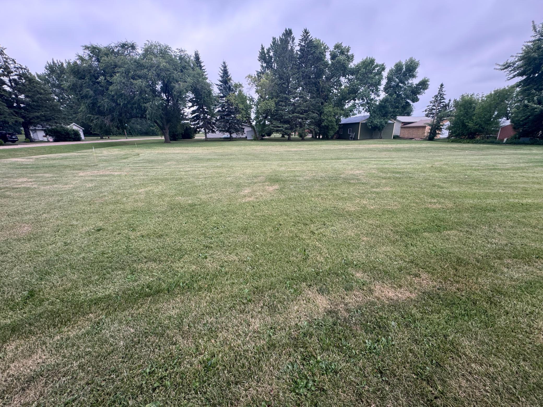 185 Red Lake Avenue E Property Photo 26