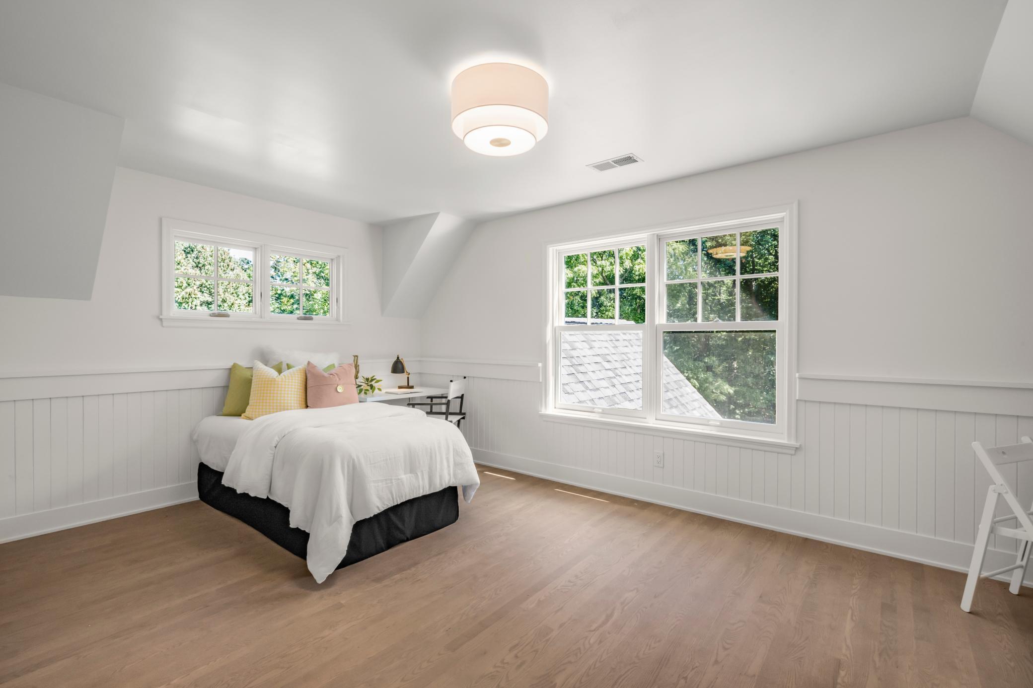 20590 Linden Road Property Photo 16