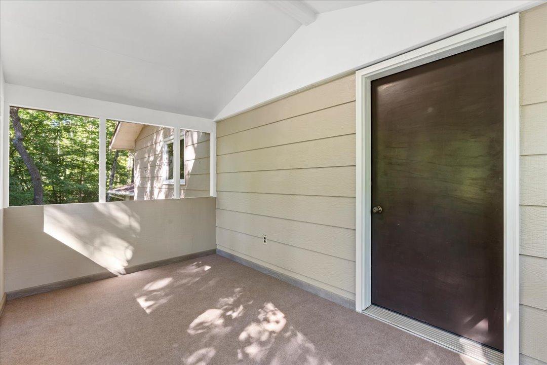 20535 Ward Avenue Property Photo 17