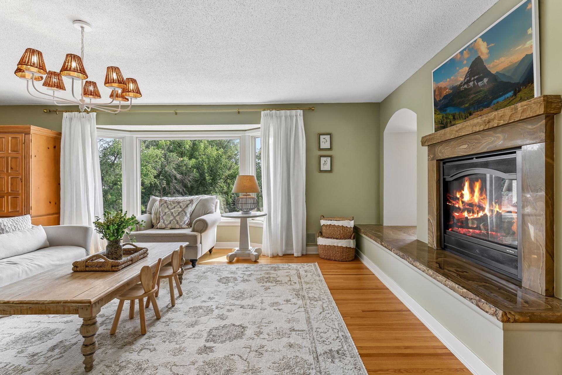 15803 Holdridge Road E Property Photo 18