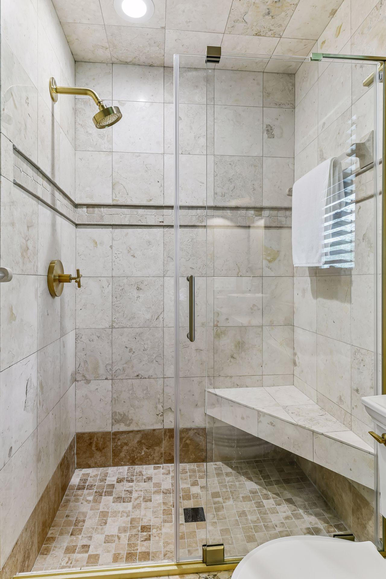 15803 Holdridge Road E Property Photo 23