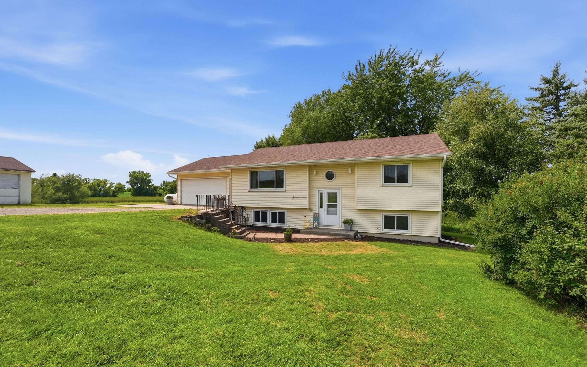 16905 Csah 5 Property Photo 2