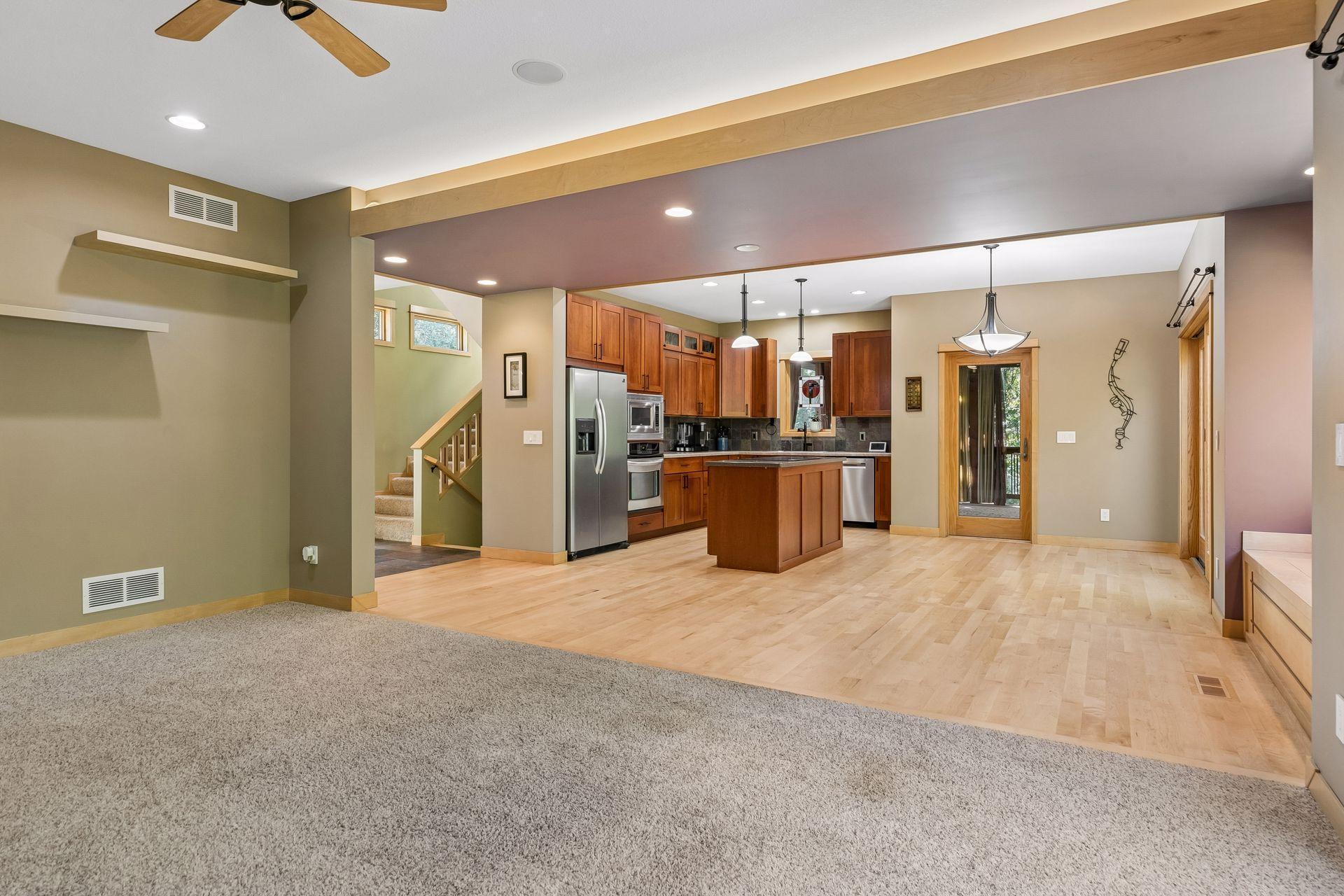 924 193rd Street Property Photo 10