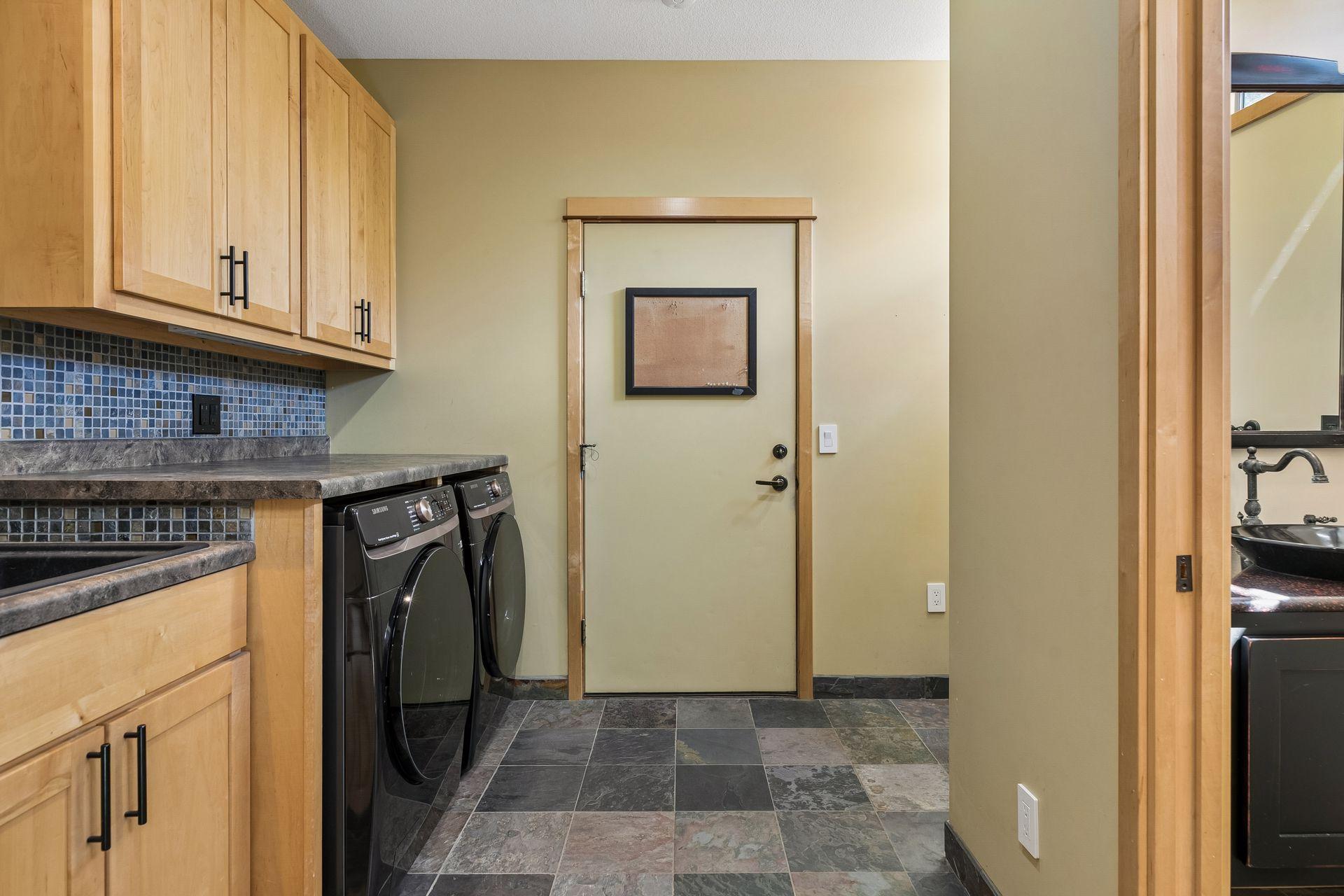924 193rd Street Property Photo 21