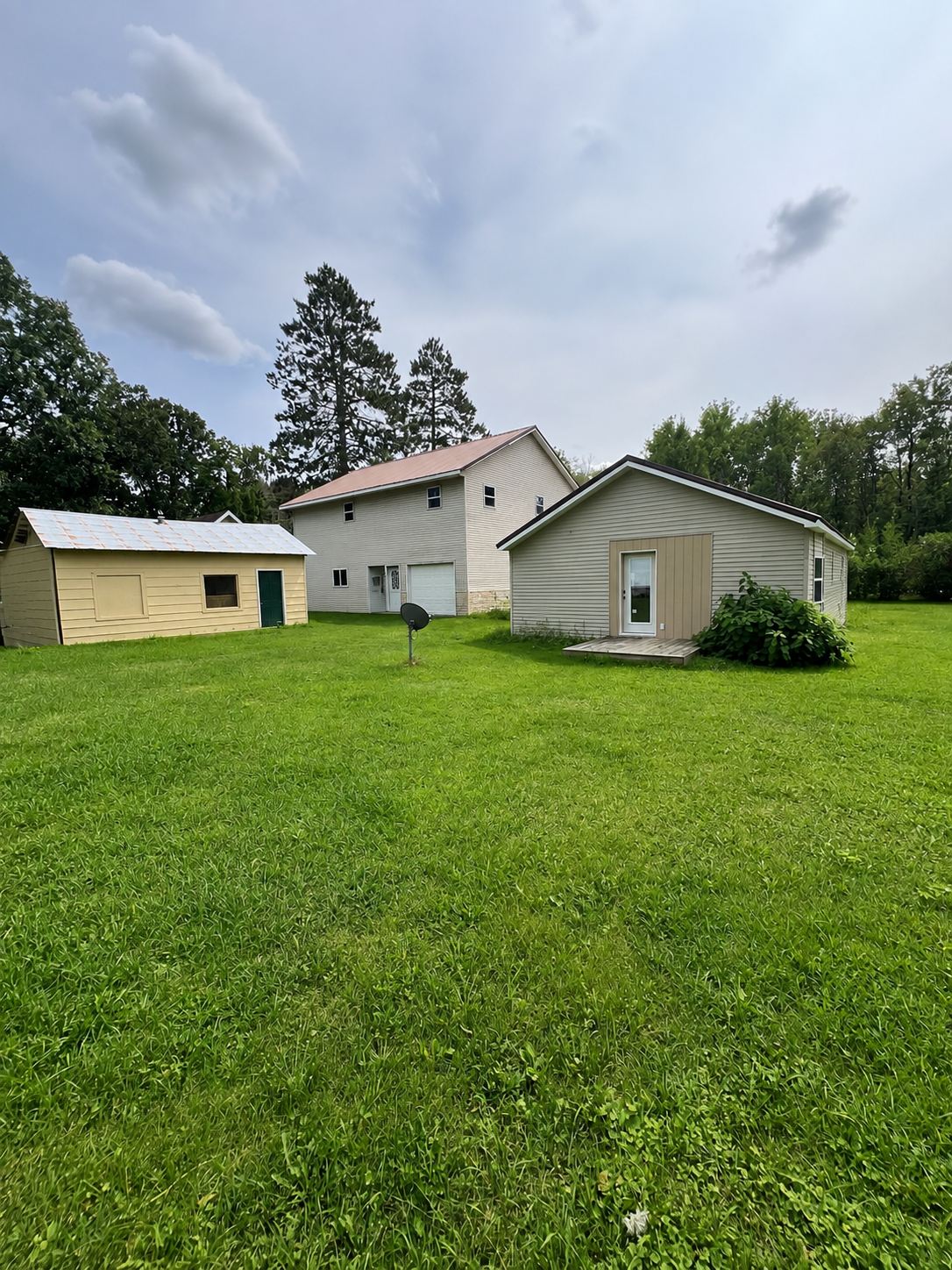 185 Peterson Road Property Photo 3