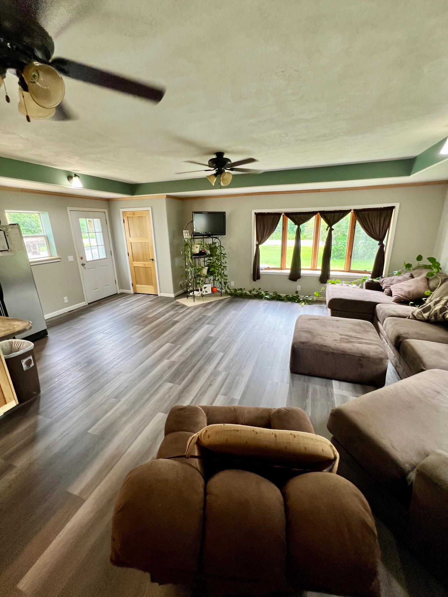 185 Peterson Road Property Photo 16