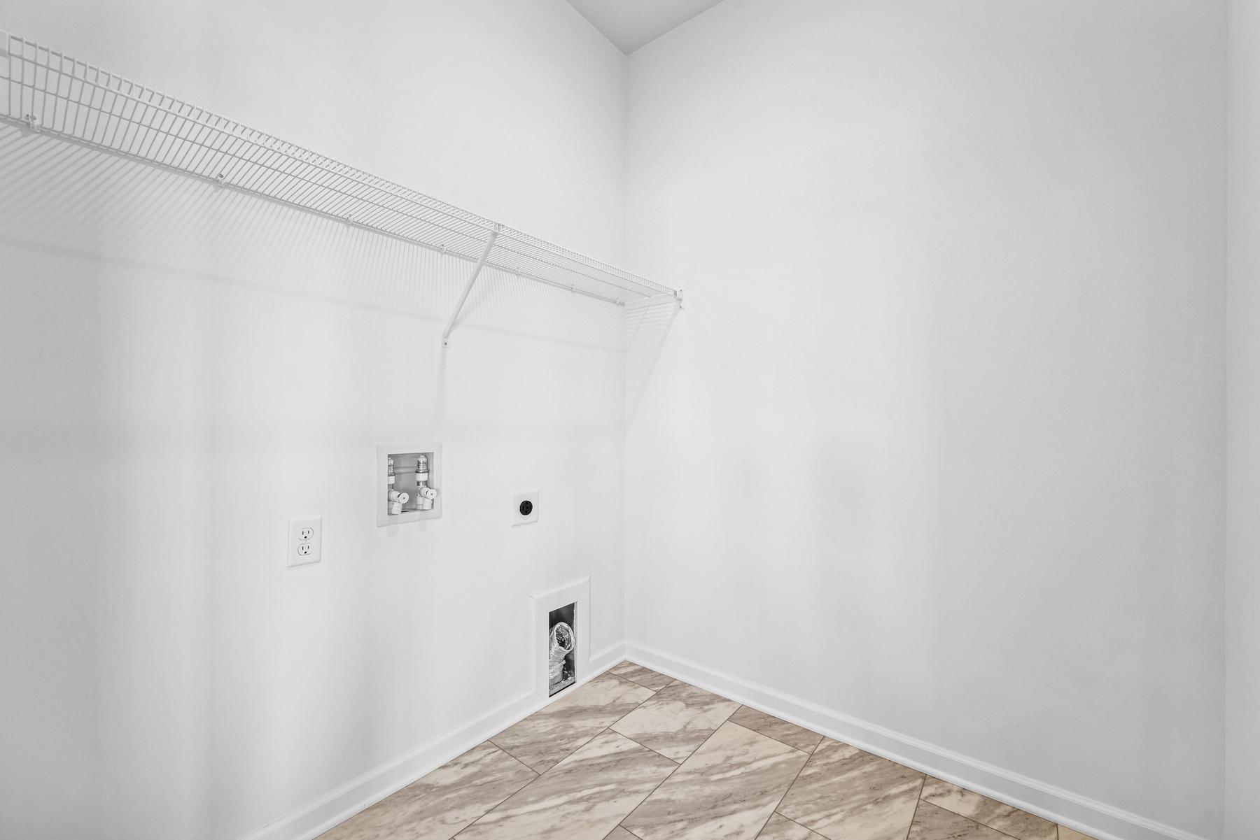1494 Tyrone Drive Property Photo 11